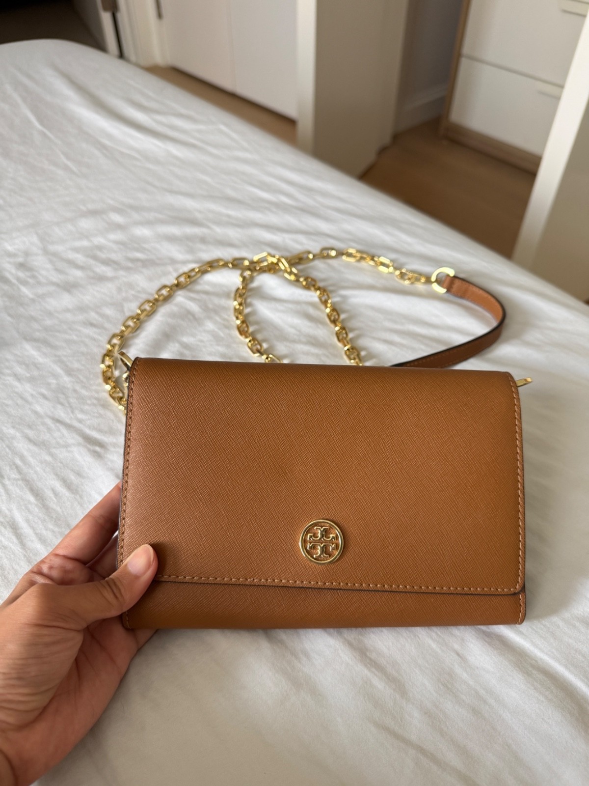 Tory Burch Robinson Chain Wallet Crossbody Brown Leather BRAND NEW