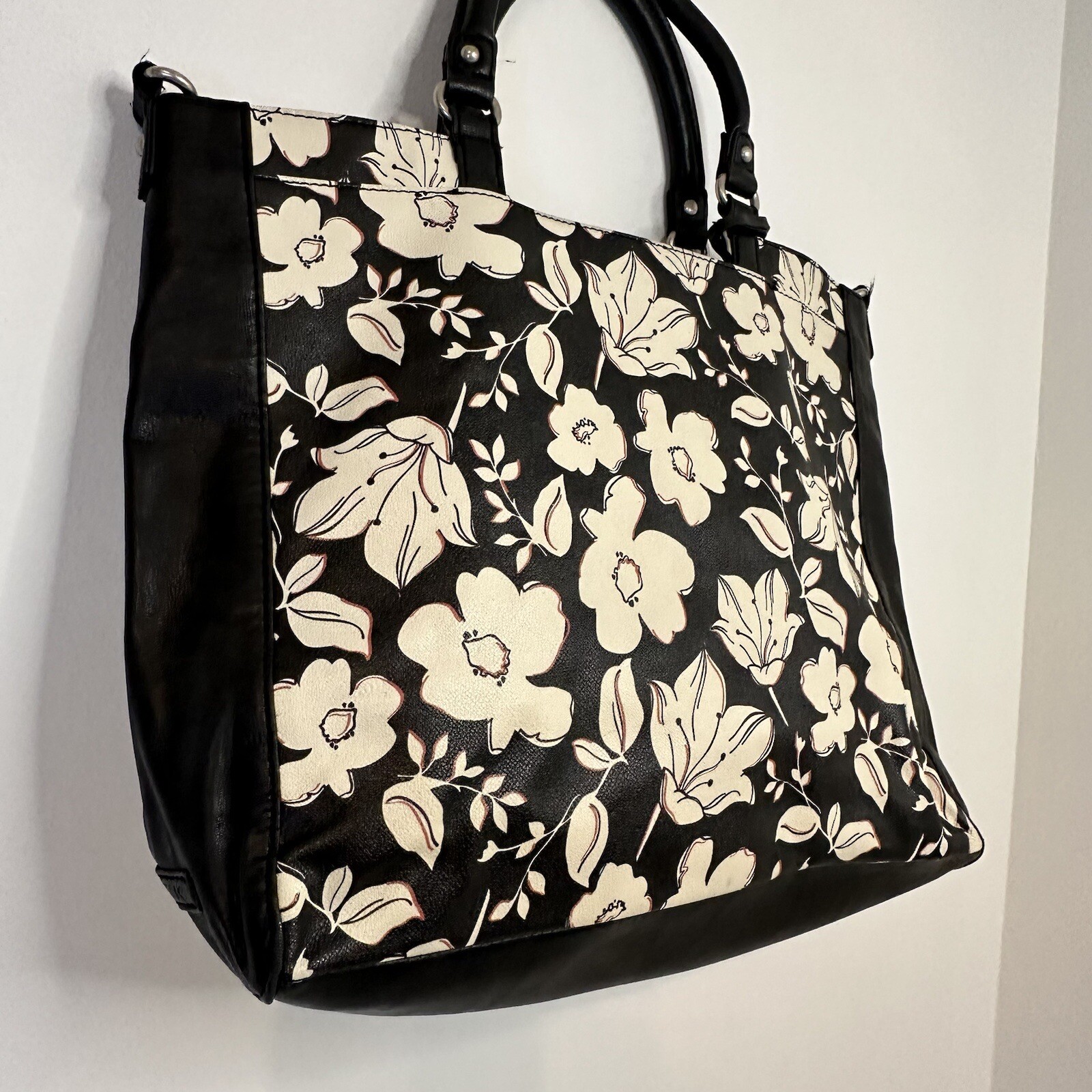 Women’s Relic Leather Tote Bag Handbag Laptop Say Yes To Adventure Floral Print