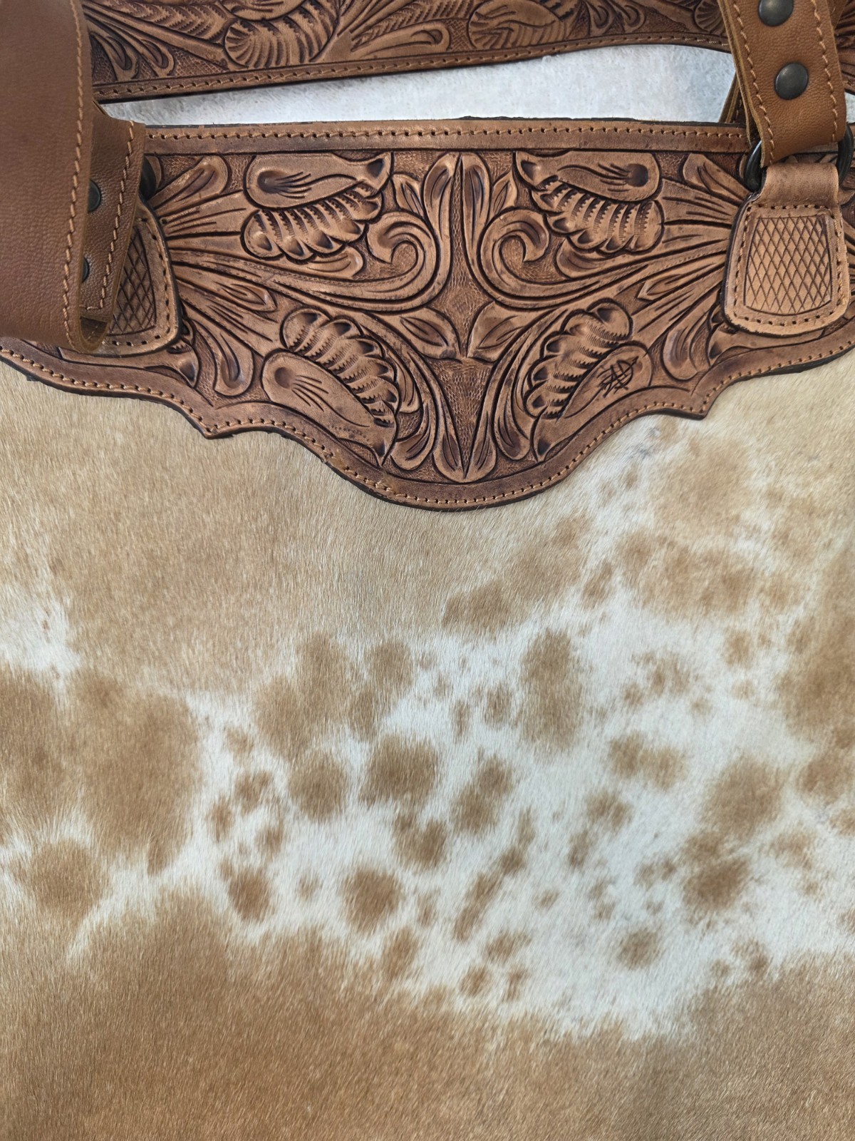 American Darling Concealed Carry COWHIDE/FRINGE TOTE HANDCARVED LEATHER STRAP