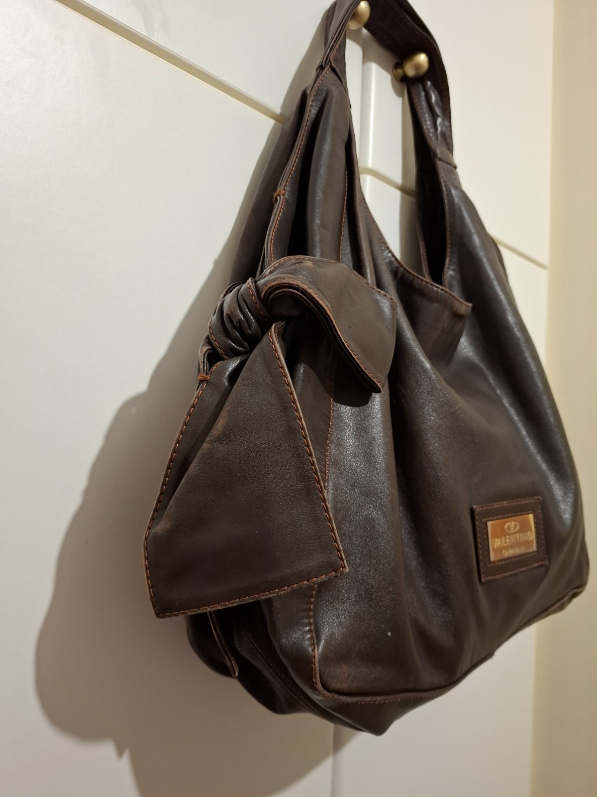 Vintage Valentino Garavani Hobo Brown Handbag with Bow