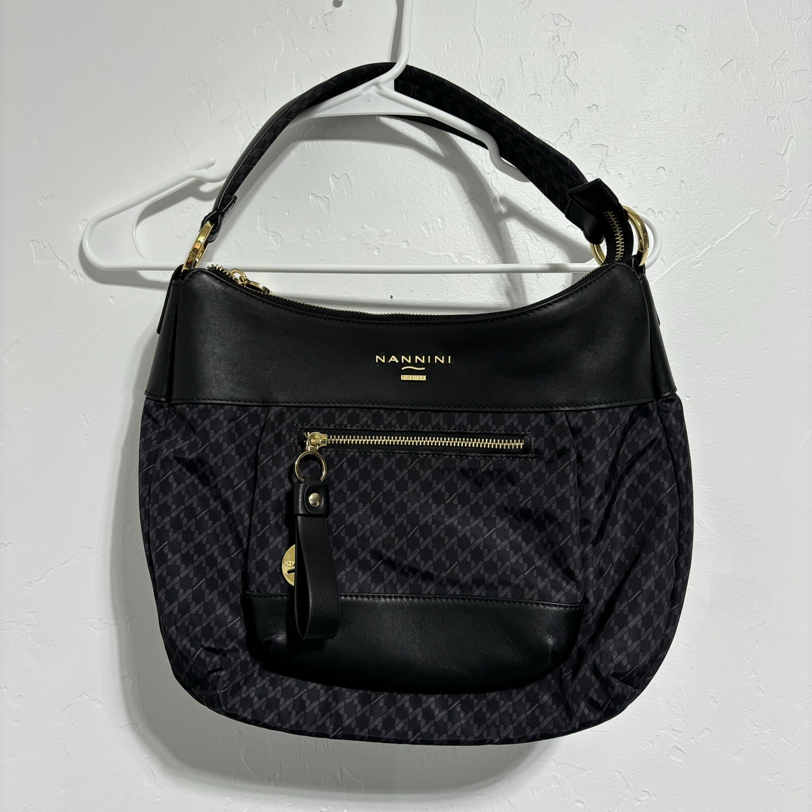 Nannini Firenze Shoulder Bag Purse Black Zip Closure