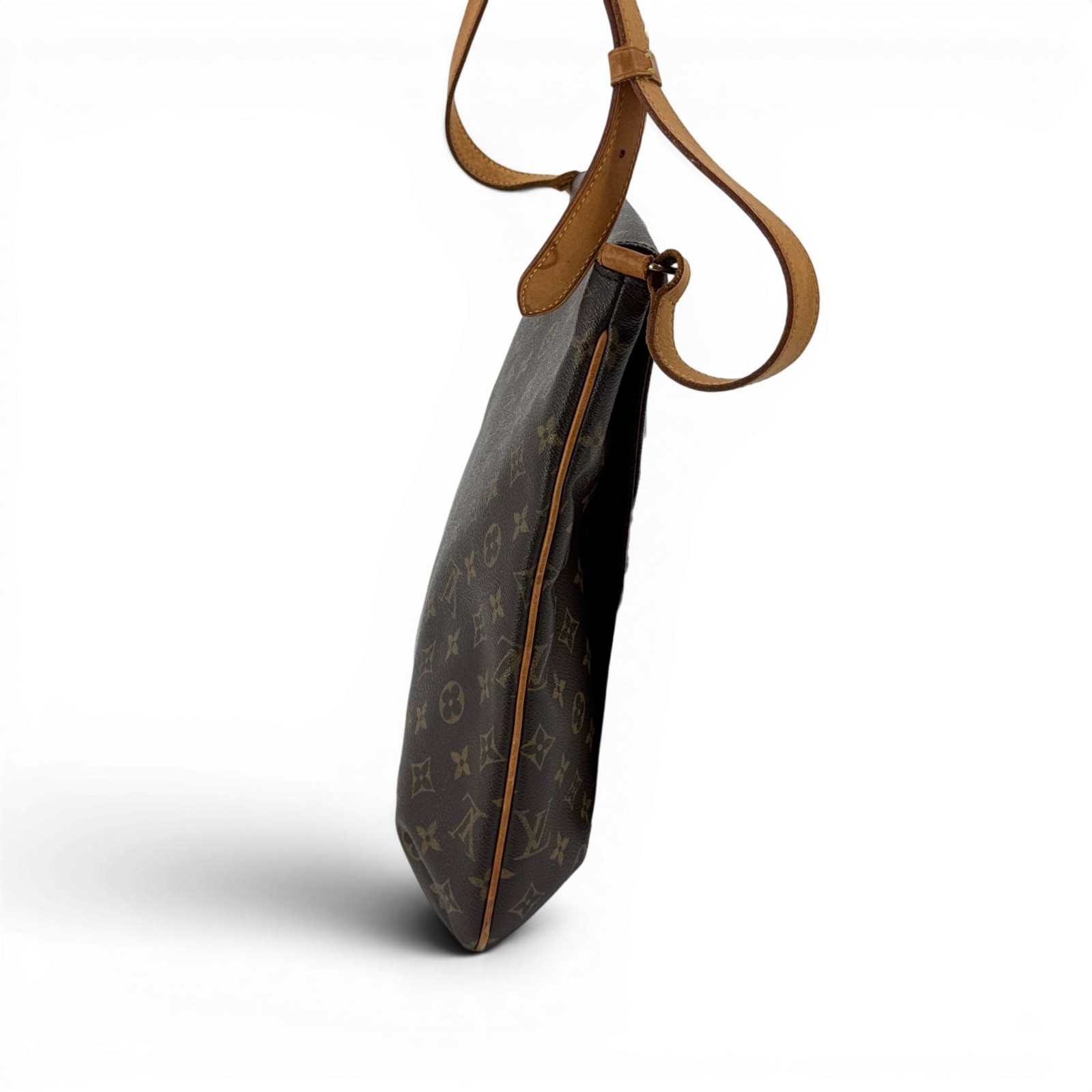 Auth LOUIS VUITTON Monogram Musette M51256 Shoulder Bag Crossbody Messenger