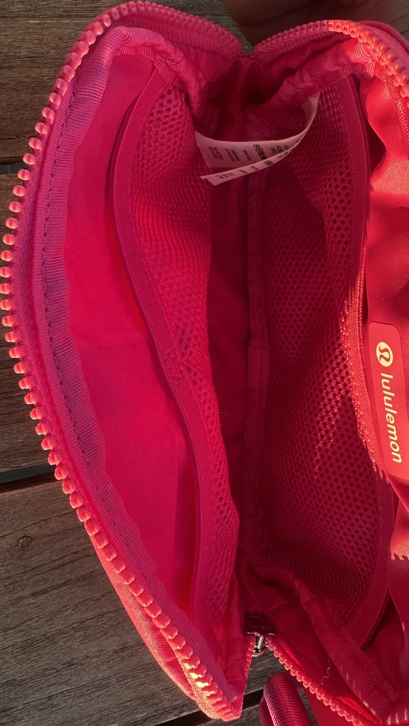 Lululemon Everywhere Belt Bag 1L Hot Pink/Sonic Pink