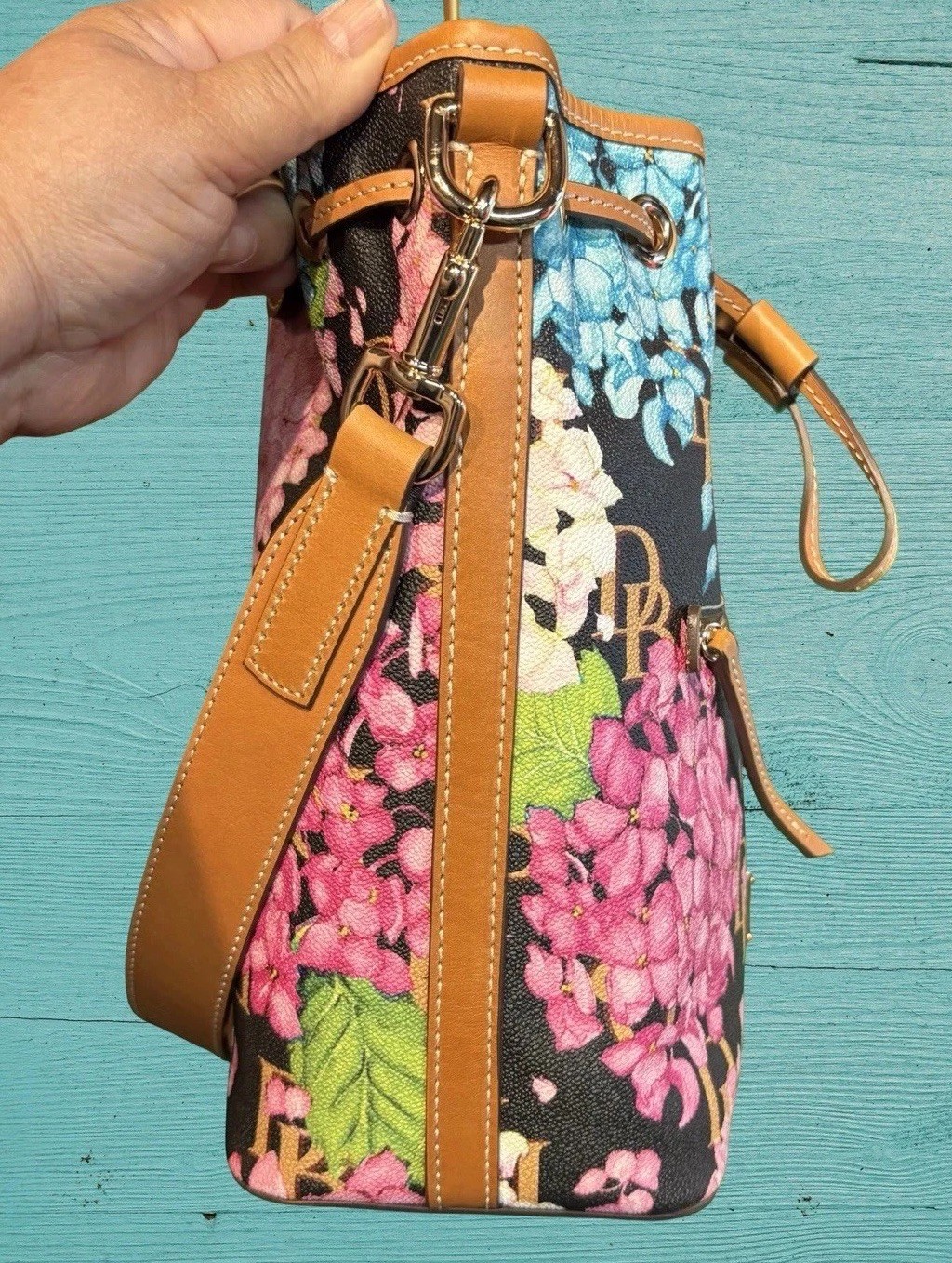 Dooney Bourke Black Pink Blue Hydrangeas Floral Flower Drawstring Bucket Bag