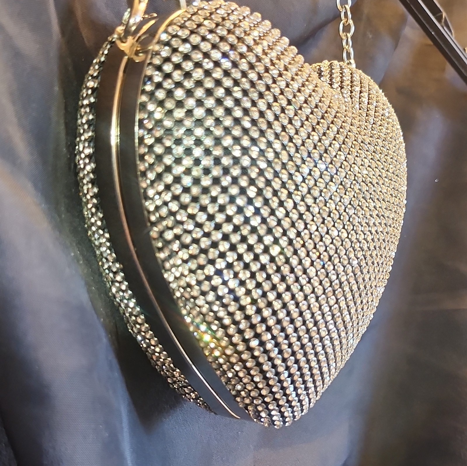 RHINESTONE HEART SHAPED EVENING BAG WITH CHAIN STRAP