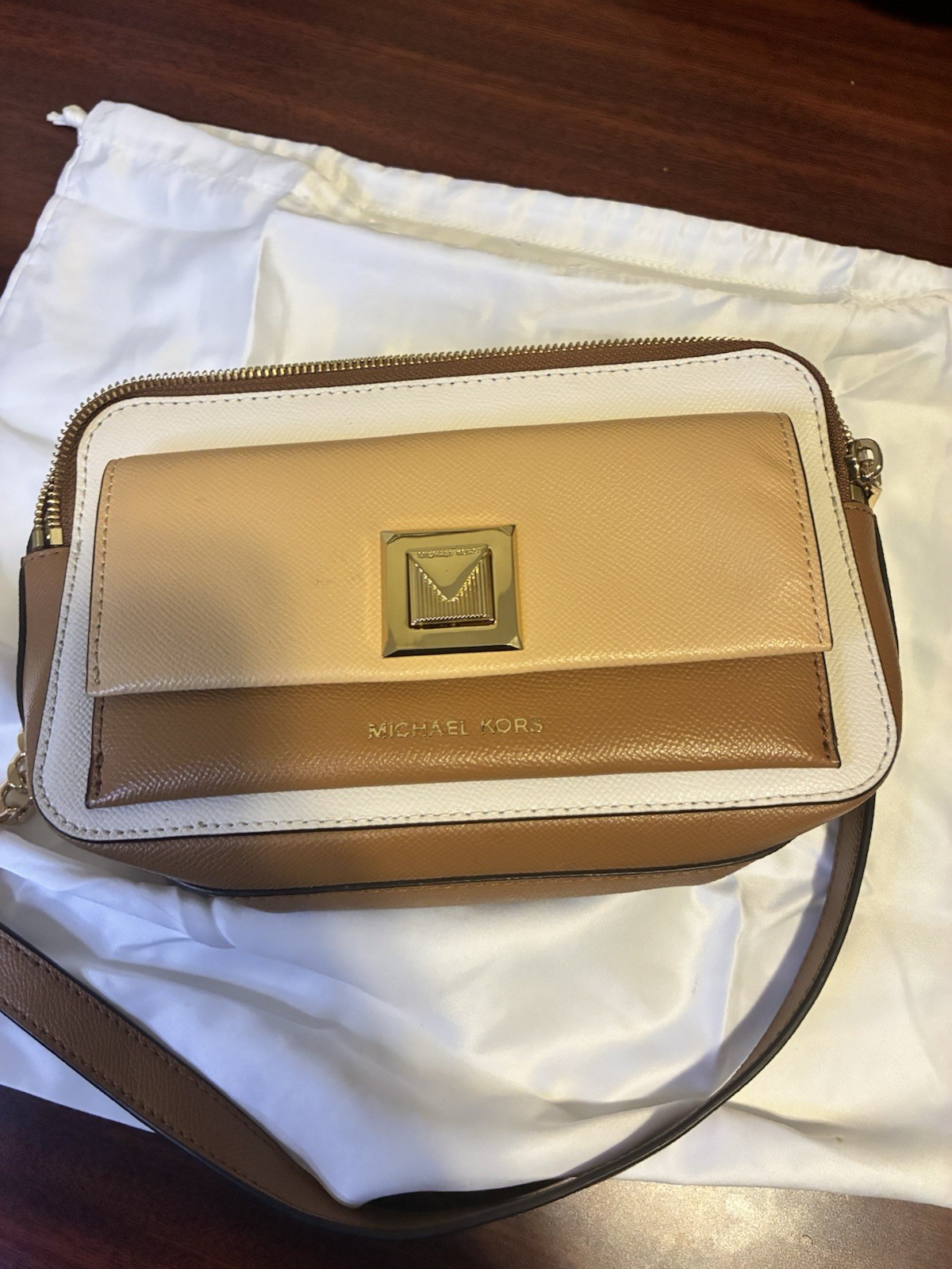 Michael Kors Colorblock Small Zip Crossbody Beige/White/Brown Gold Hardware