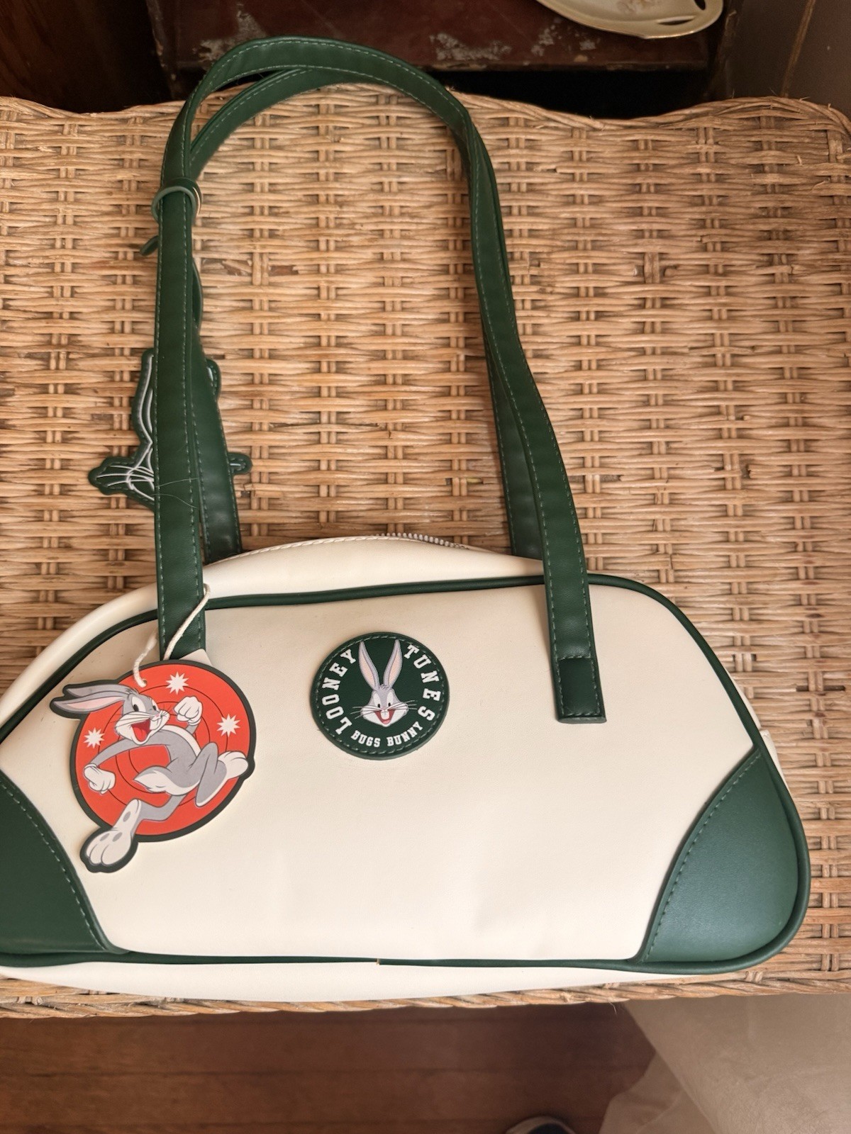 Minis Looney Tunes Bugs Bunny Over Shoulder Small Bag