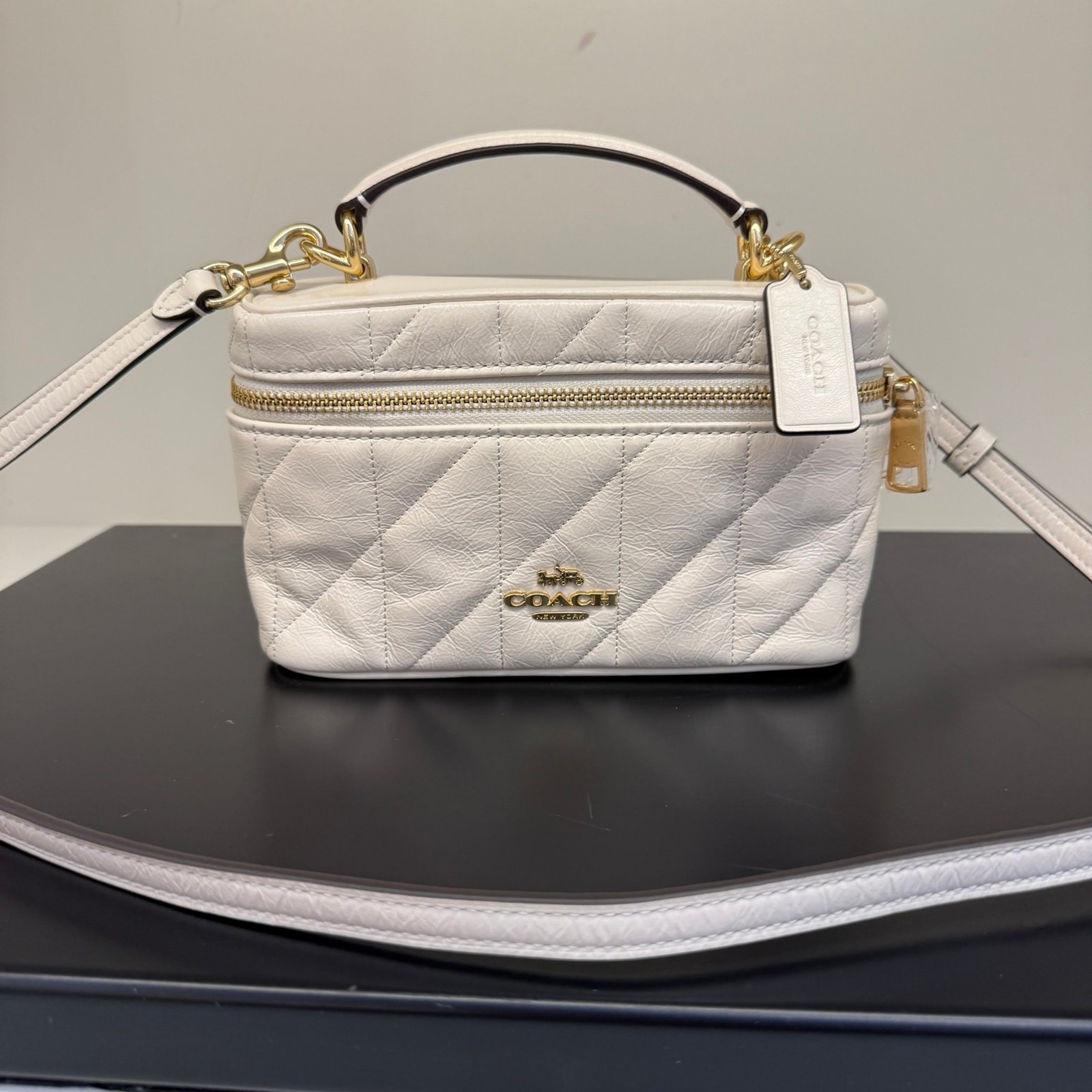 Coach Rainer Crossbody Bag 18 With Quilting CEO22 Gold/Chalk