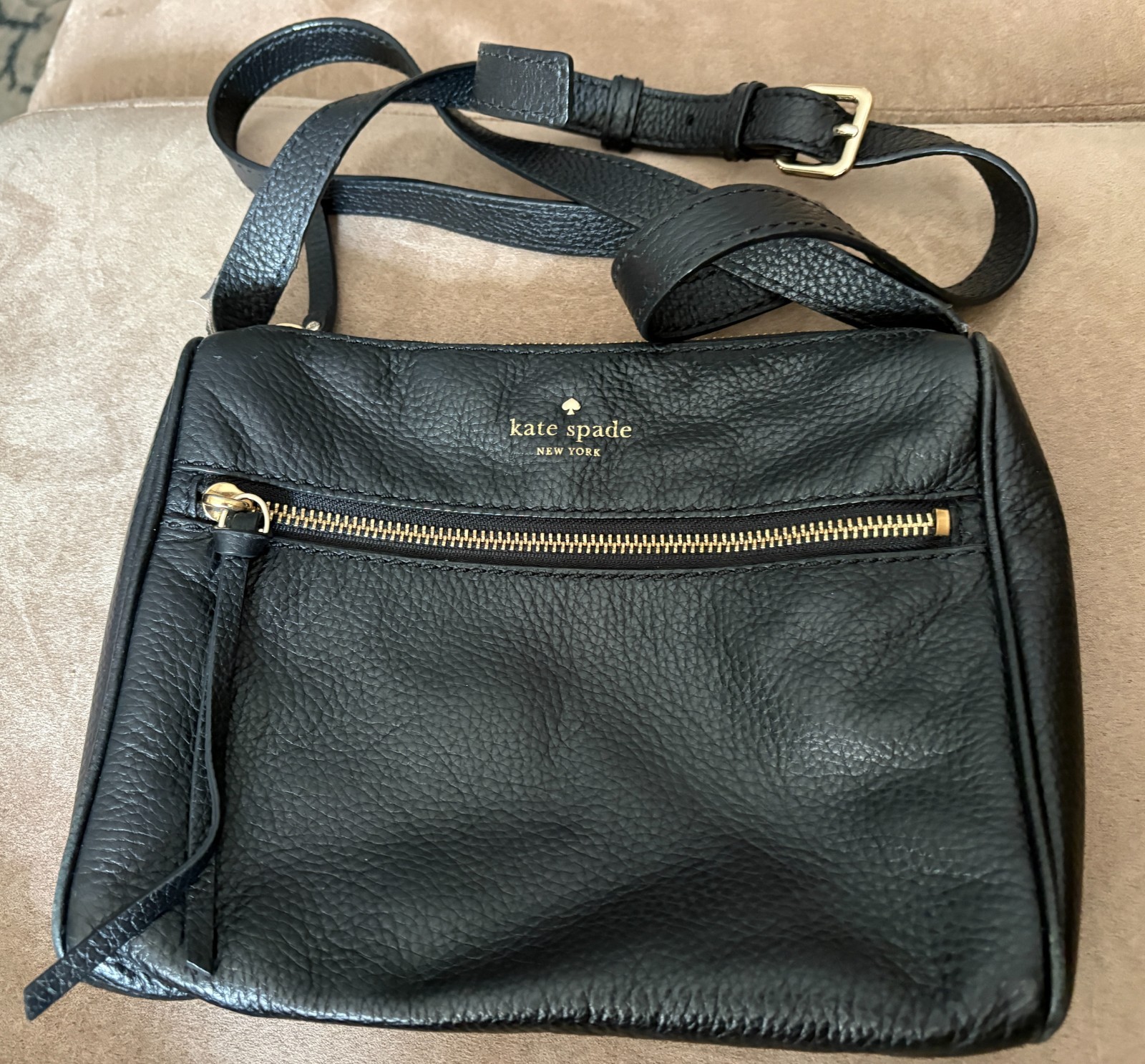 Kate Spade 10x8inch Crossbody Bag Black Leather Zipper Pockets Adjustable Strap