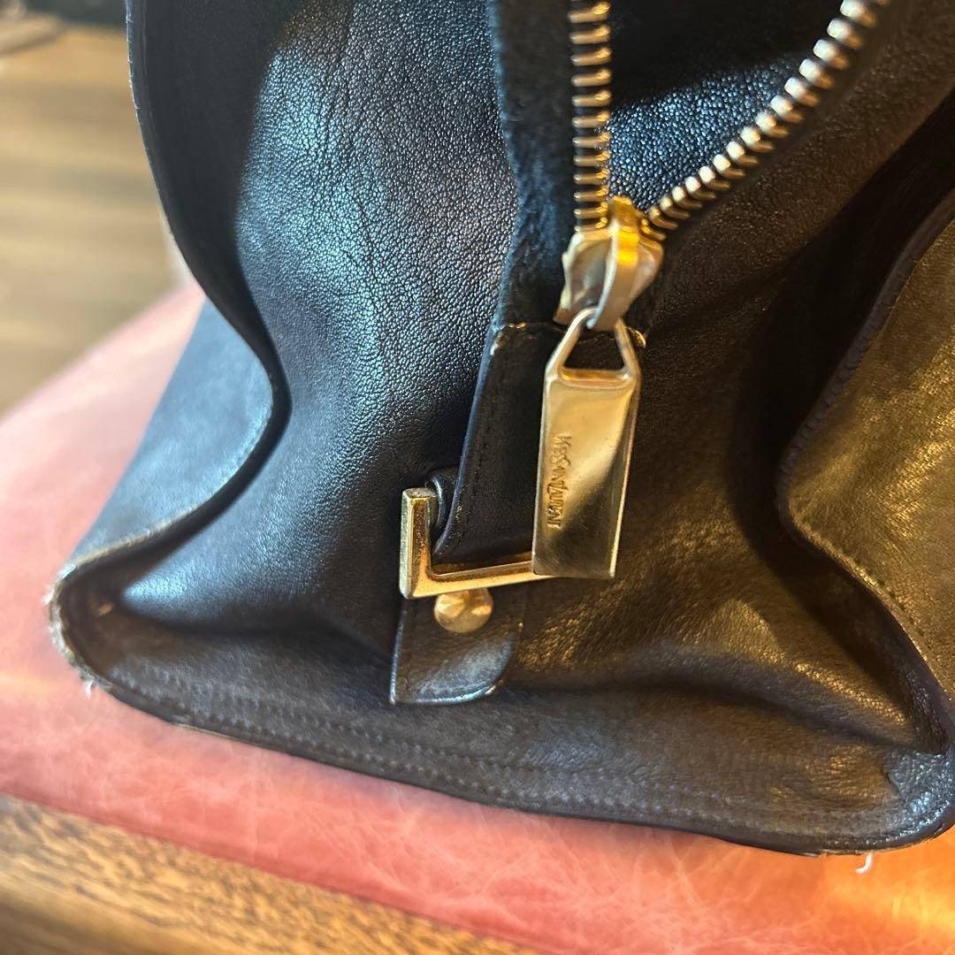 Yves Saint Laurent Cabas ChYc Leather Satchel Bag Handbag Navy from Japan