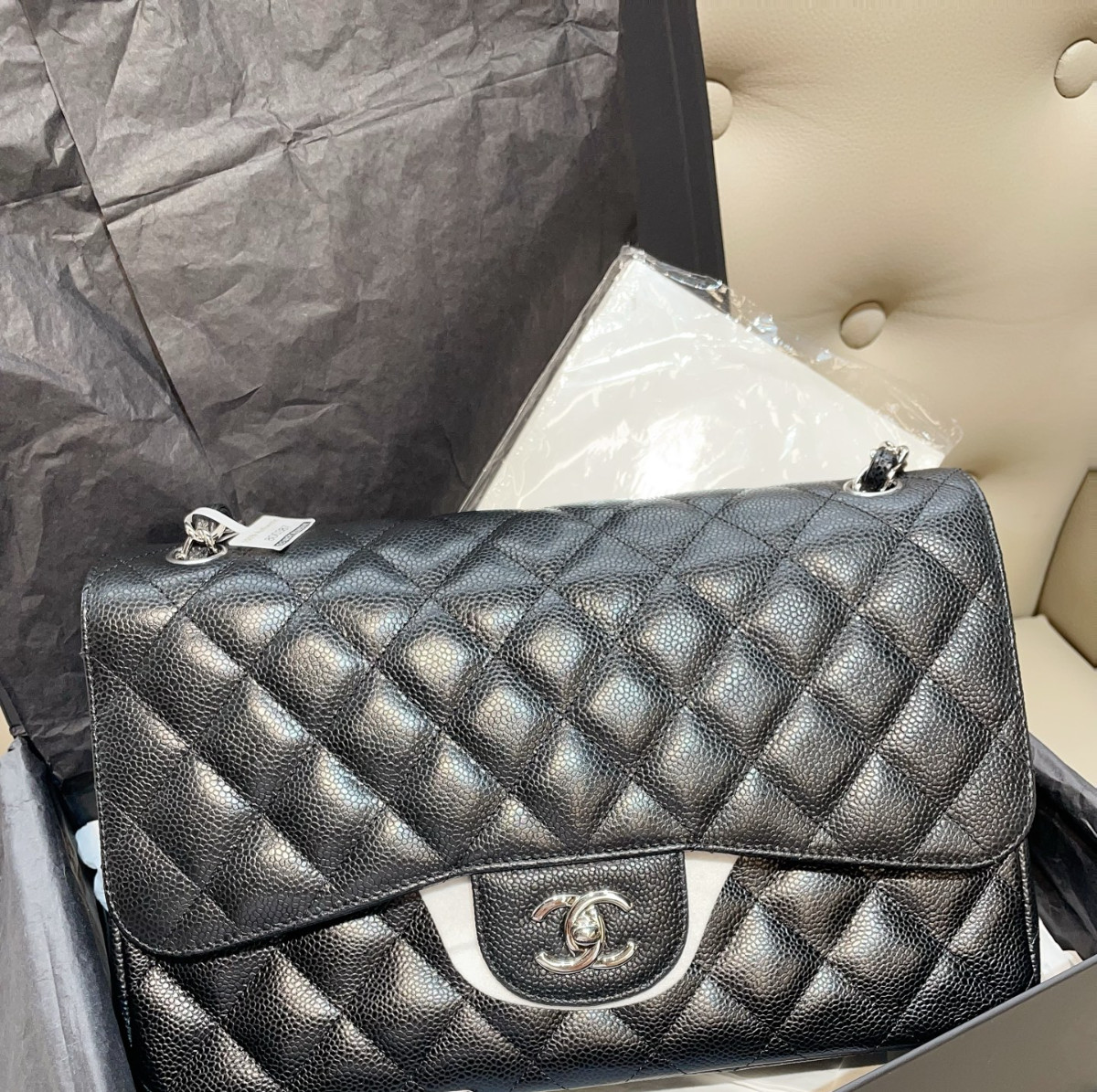 Chanel Jumbo Black Caviar Leather Crossbody Bag, （30×19）cm