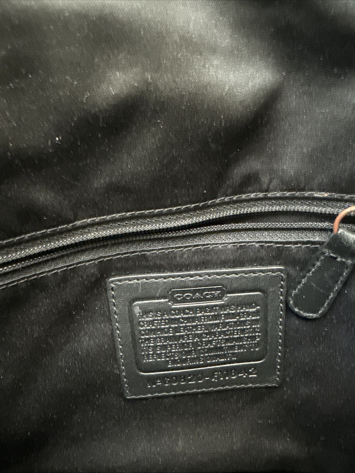 Coach Y2K 9248 Black Leather Soho Shoulder Bag Small/Medium Gold Hardware