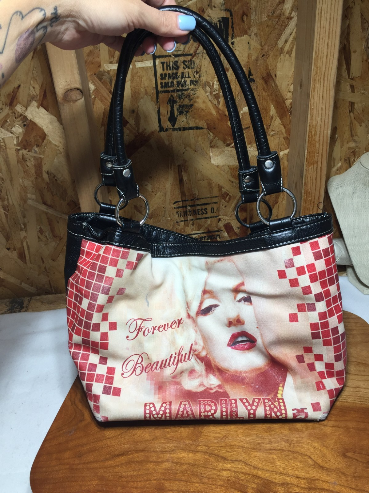 Marilyn Monroe ” Forever Beautiful” Purse Faux Leather Double Handle Graphic