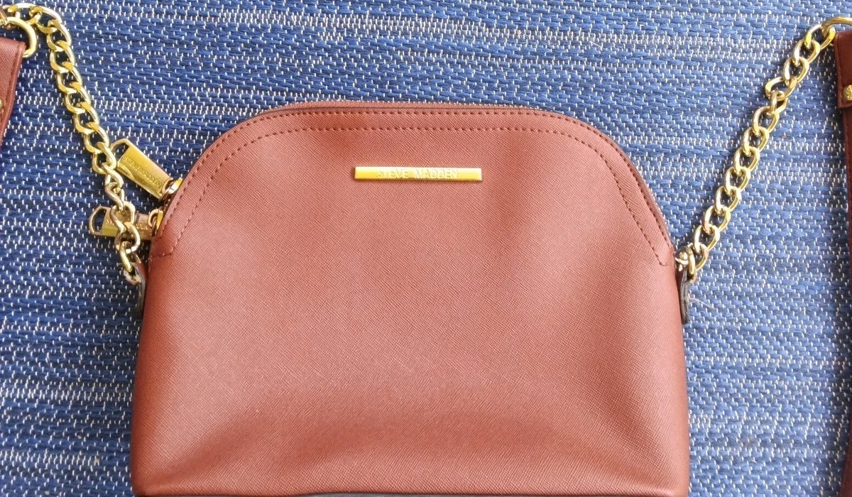 STEVE MADDEN Small Crossbody handbag Vegan Brown Leather & Gold Chain EXCELLENT!