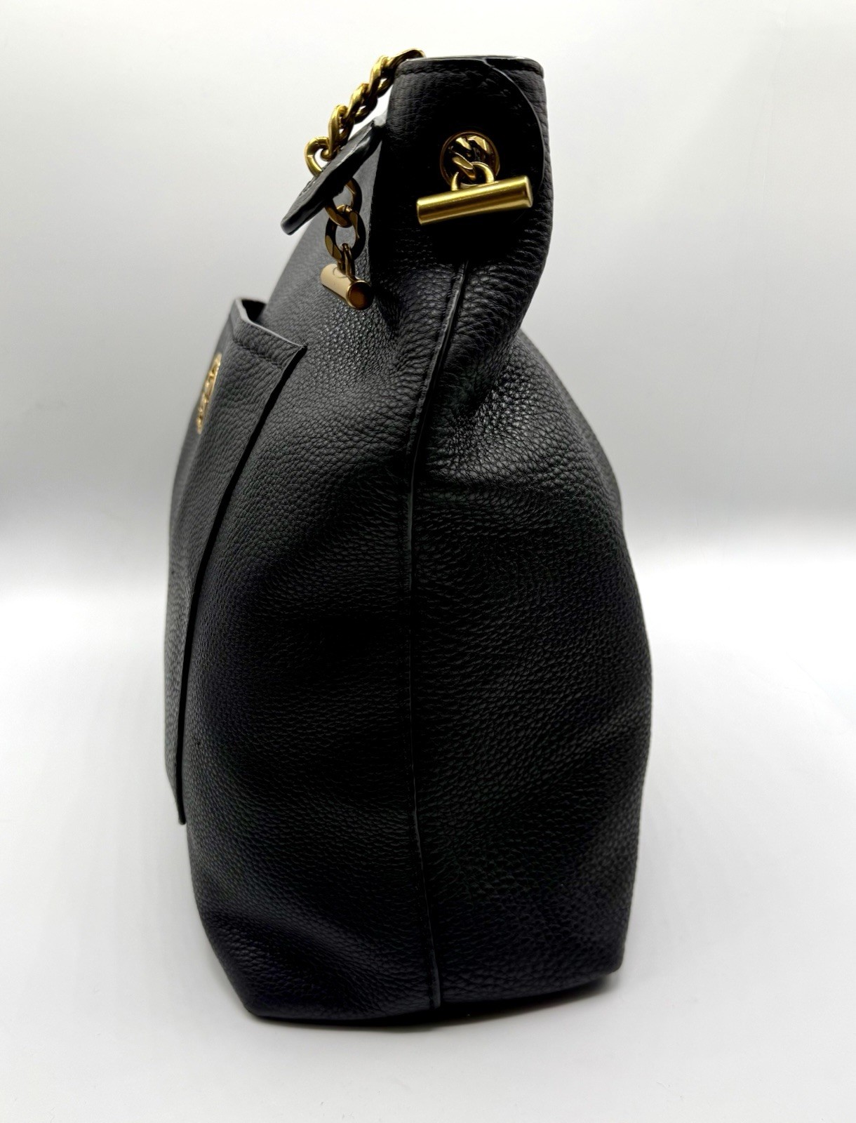 Tory Burch Amanda Slouchy Tote Black Pebbled Leather Shoulder Bag Gold Logo
