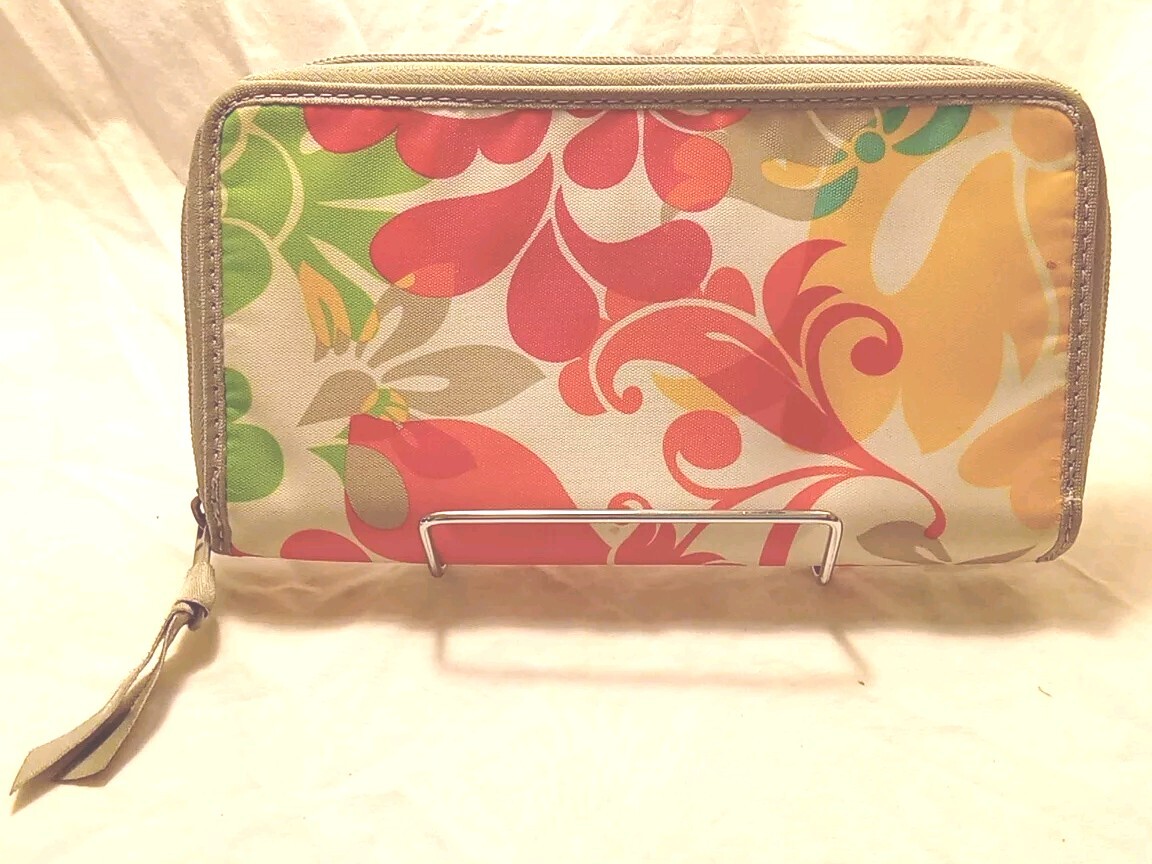 31 THIRTY ONE “Island Damask” Your Way Coupon Clutch Wallet • Zip Around
