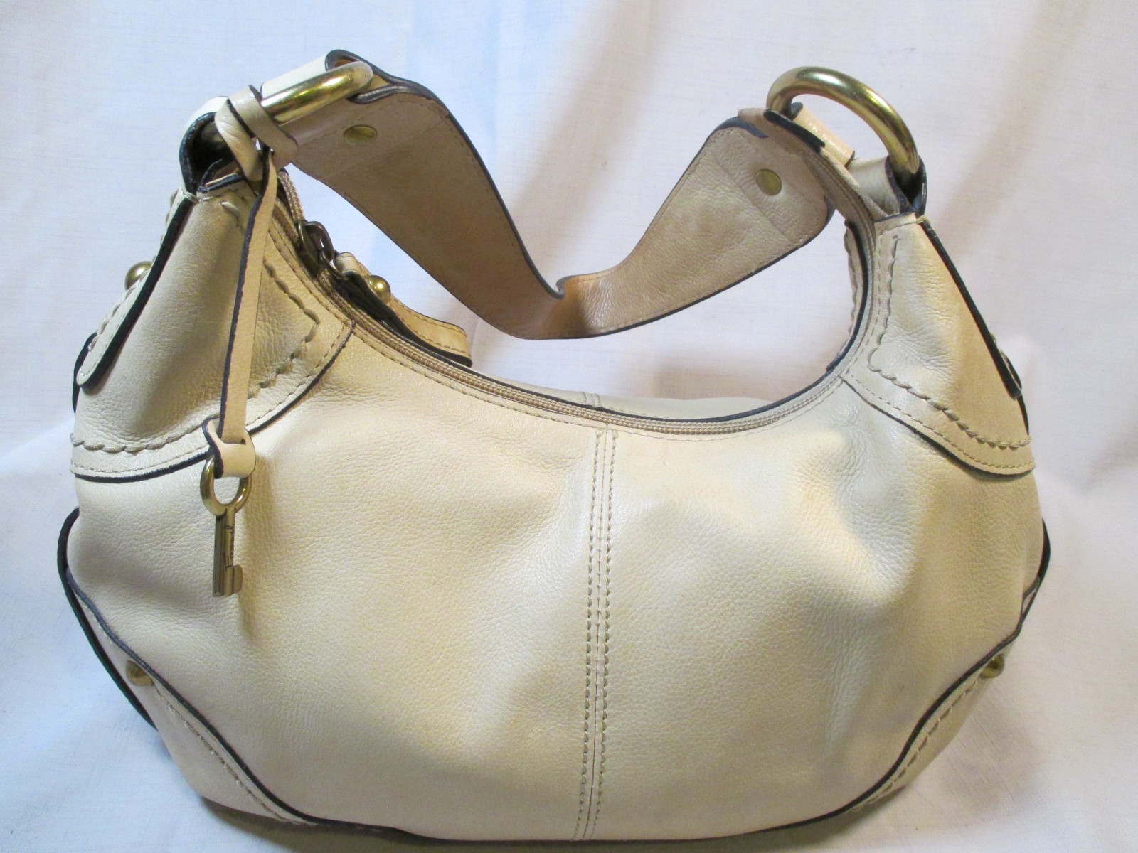 Fossil Yellow Leather Shoulder Bag Purse Key Charm Multiple Compartments
