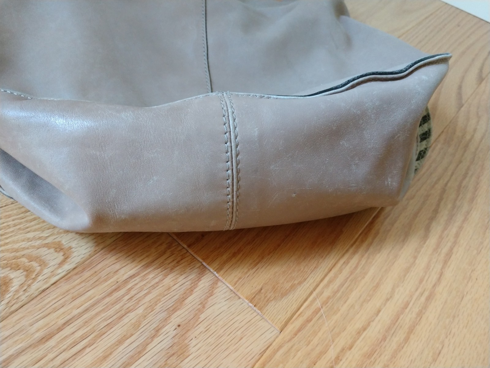 A. Bellucci Hobo Flap Shoulder Bag Purse Soft Leather Tan Taupe Made in Italy