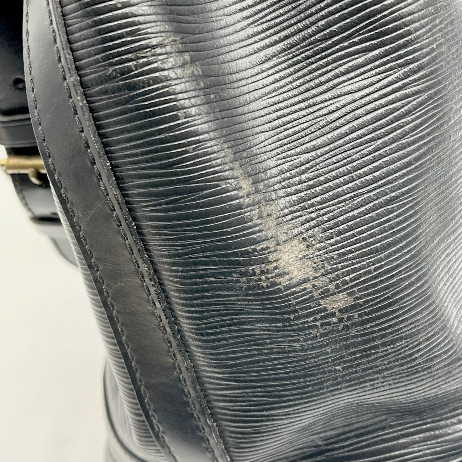 Auth Louis Vuitton Epi Noé Noir Shoulder Bag Noir Black M59002 2Y6113