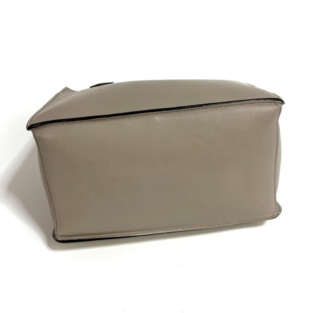 Prada Esplanade Bag Taupe Beige Saffiano Leather Top Handle Tote Handbag Medium