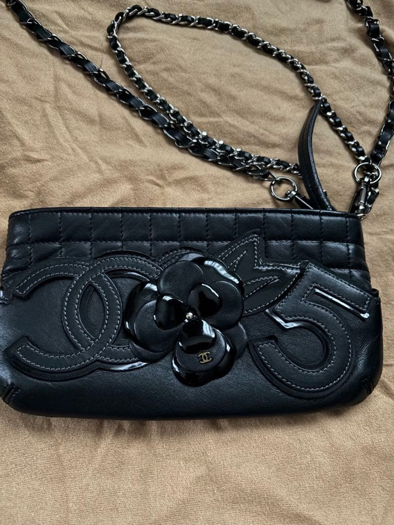Chanel chocolate bar Matelasse camellia accessory handbag 155015