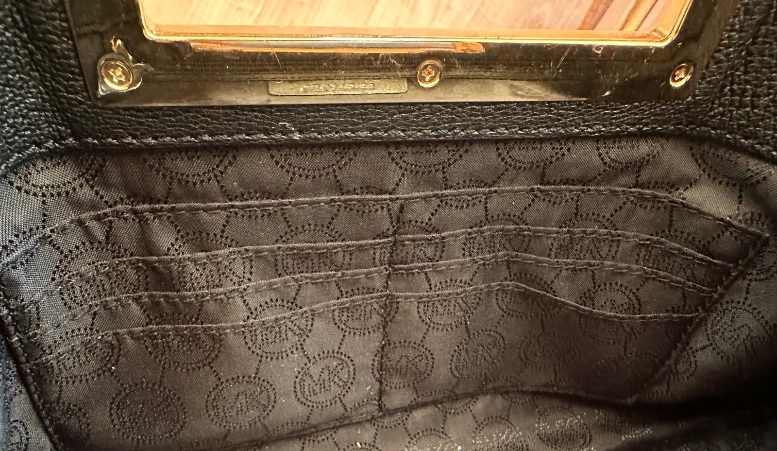 * BERKLEY Black Pebble Leather Clutch / Shoulder Purse MICHAEL KORS Gold Accents