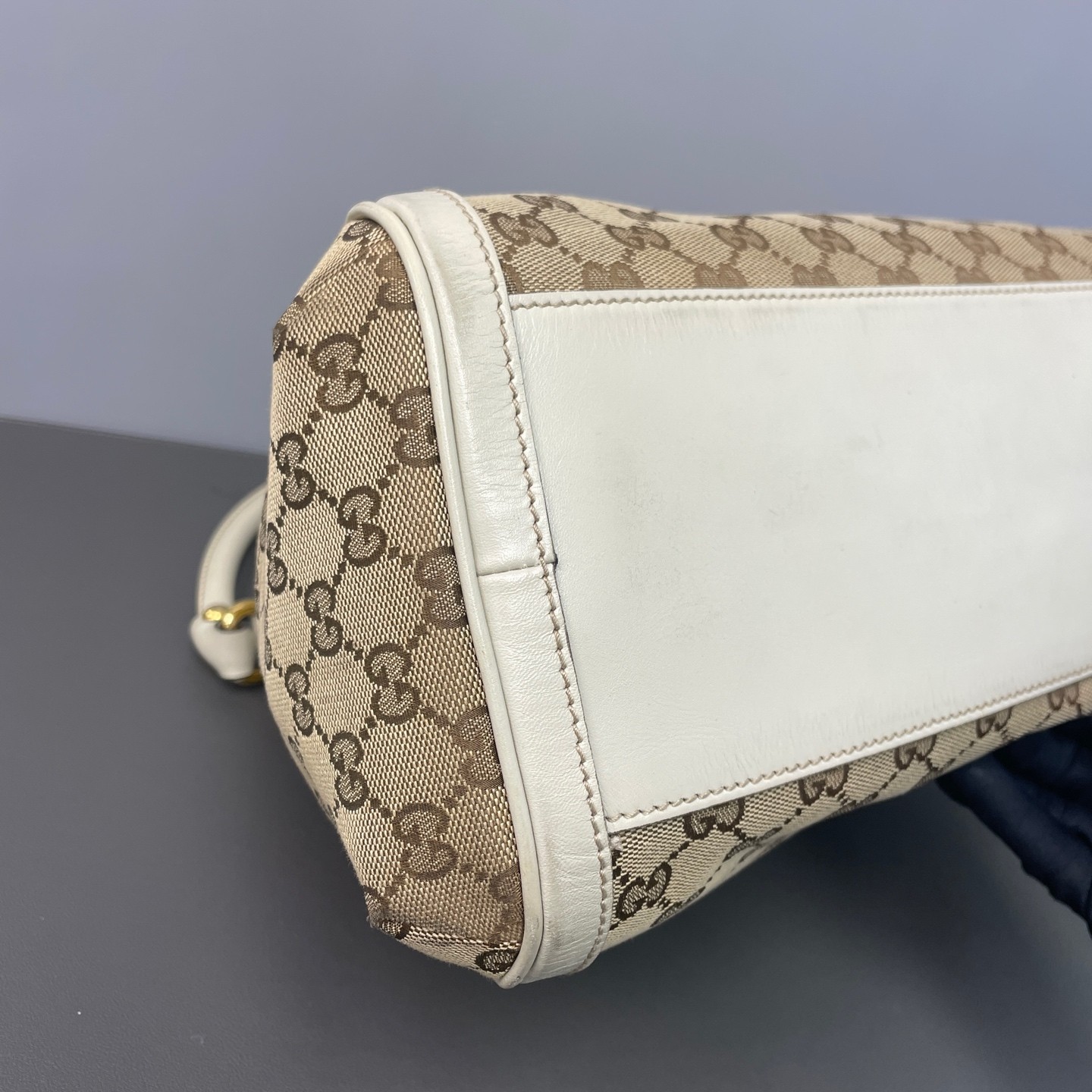 Gucci Pre-Owned Authentic Underarm Bag Monogram Canvas Free Tracked Shipping