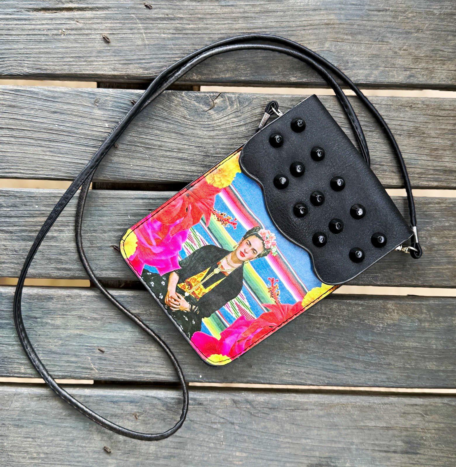 Frida Kahlo Graphic Print Flap Small Crossbody Cell Phone Bag Magnetic, Black
