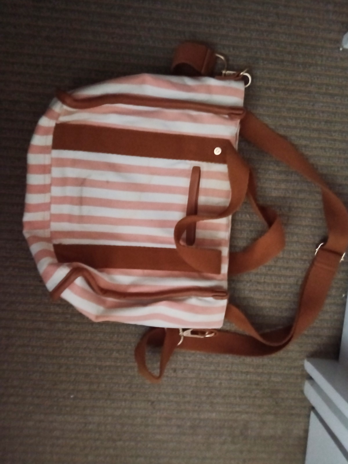 Women’s Pink & White Striped Shoulder Bag Zip Closure Brown Crossbody Strap