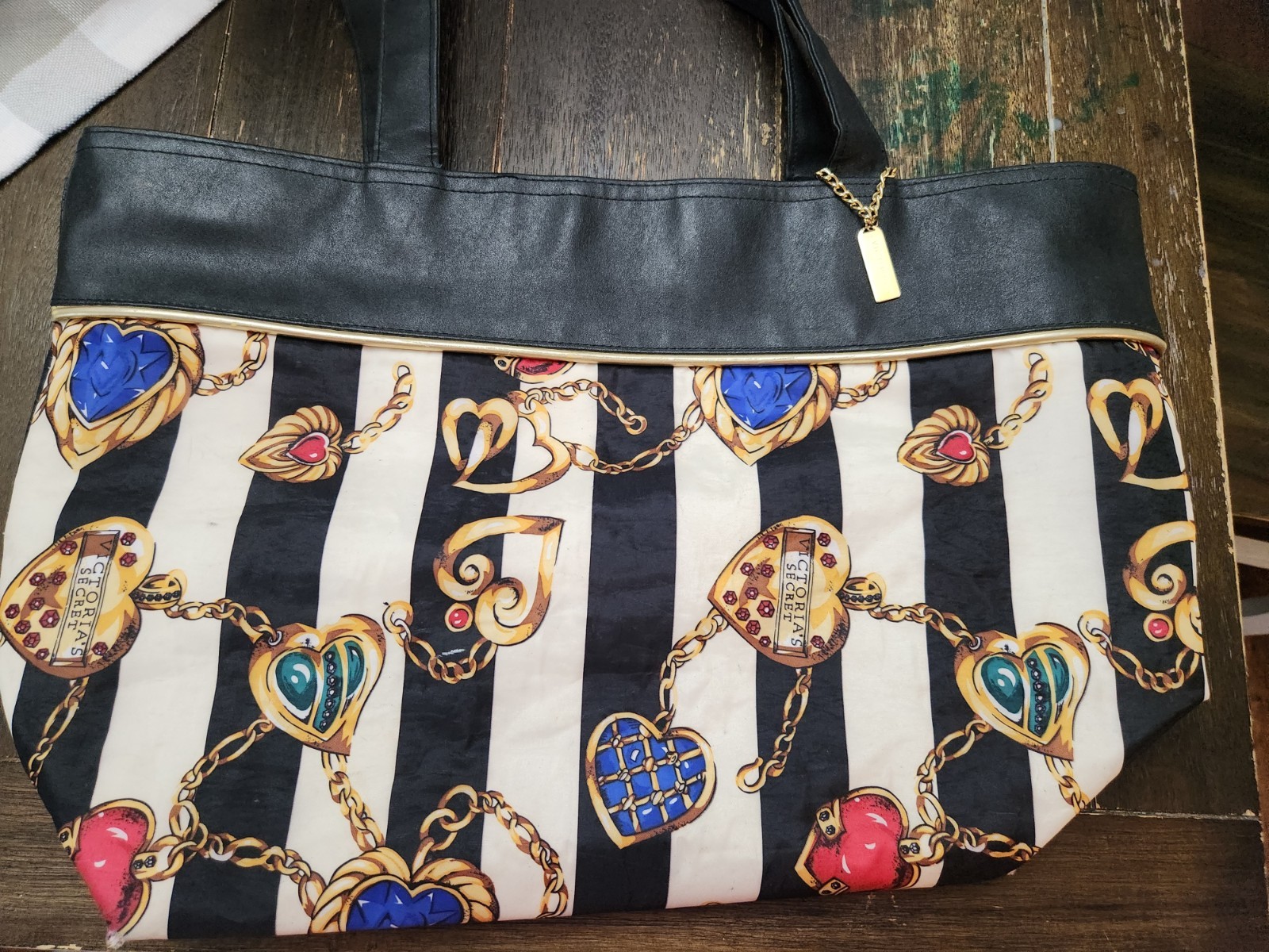 Victoria’s Secret Black & White Striped Heart Print Tote Bag w/ Gold Charm