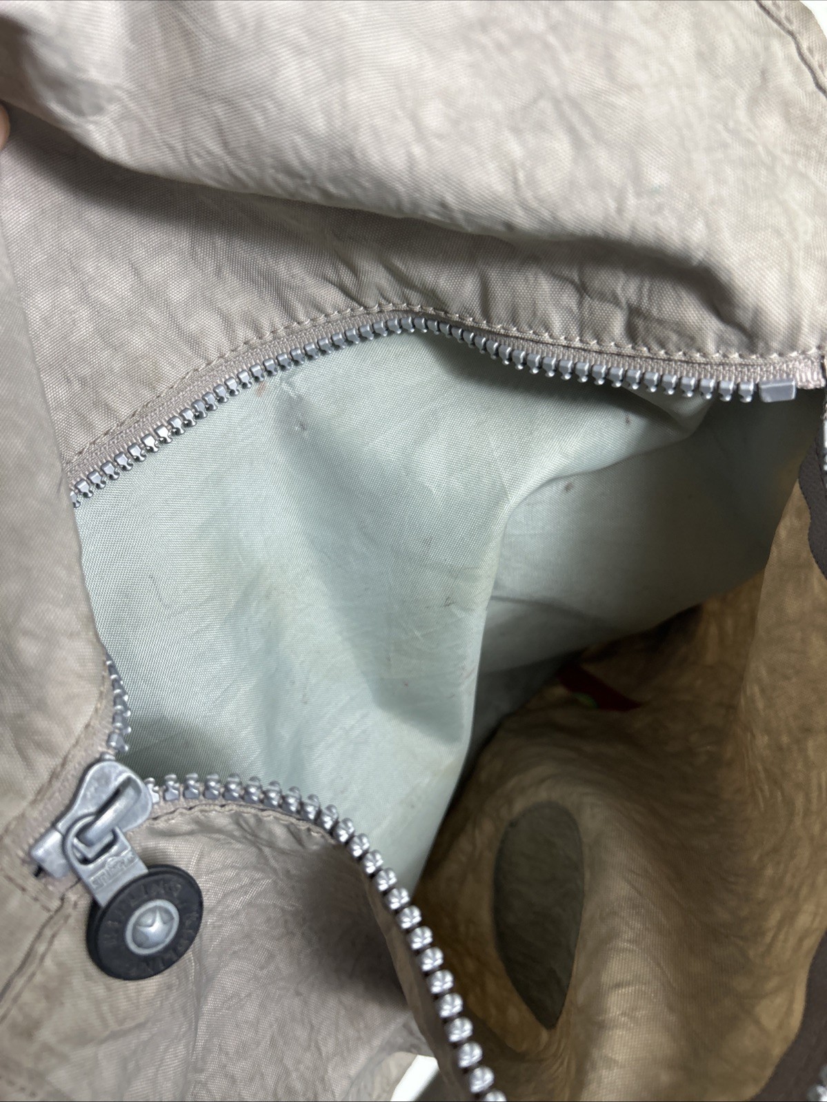 Kipling Beige Crossbody Messenger Bag Stained 12x14x5