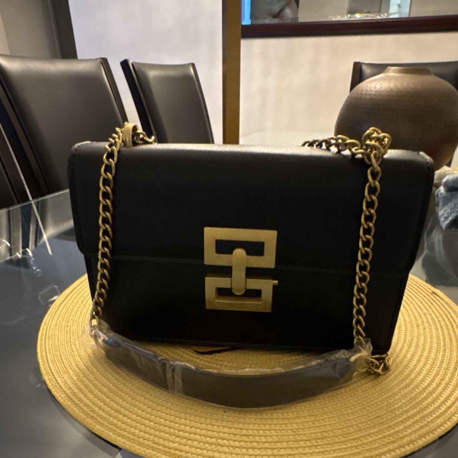 Black Rectangle Flap Shoulder Bag Gold Chain Strap Logo Accent Clasp Closure