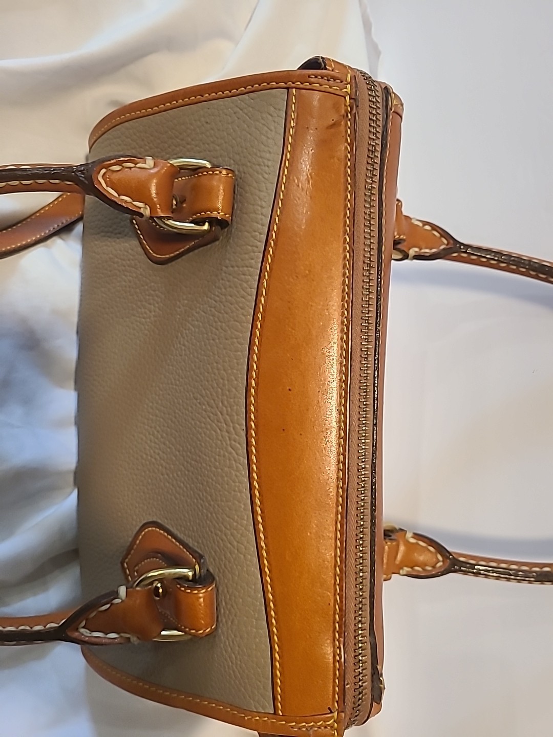 Vtg Dooney & Bourke British Sage Tan Pebble Leather Mini Boston Bag A6 947316