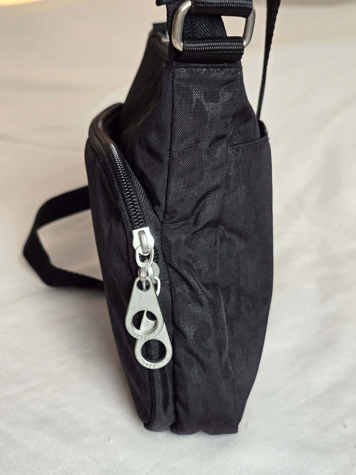 Baggallini Black Leopard Nylon Crossbody Bag Adustable Strap