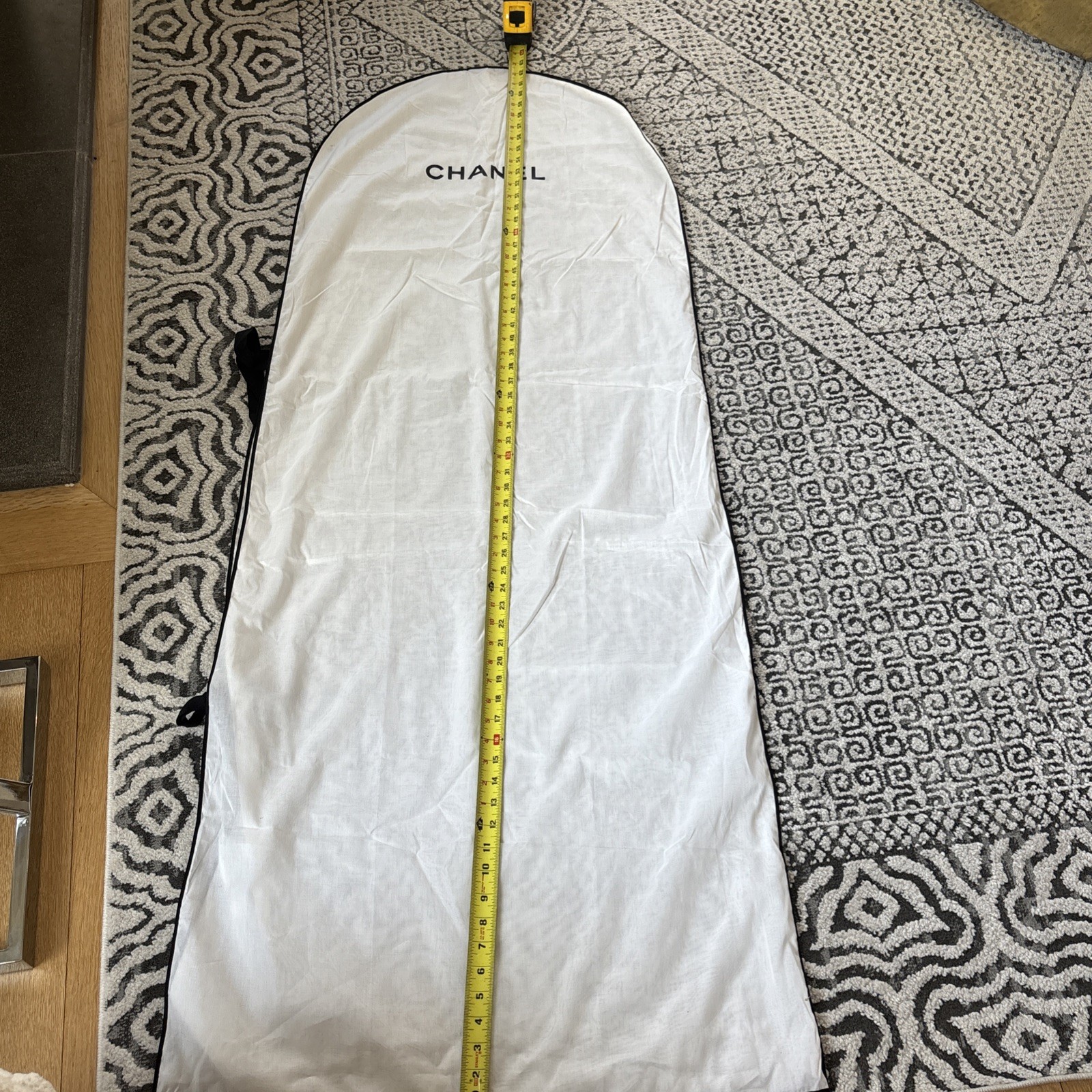 Long Chanel White Cotton Garment Bag With Black Bow see image four dimensions￼