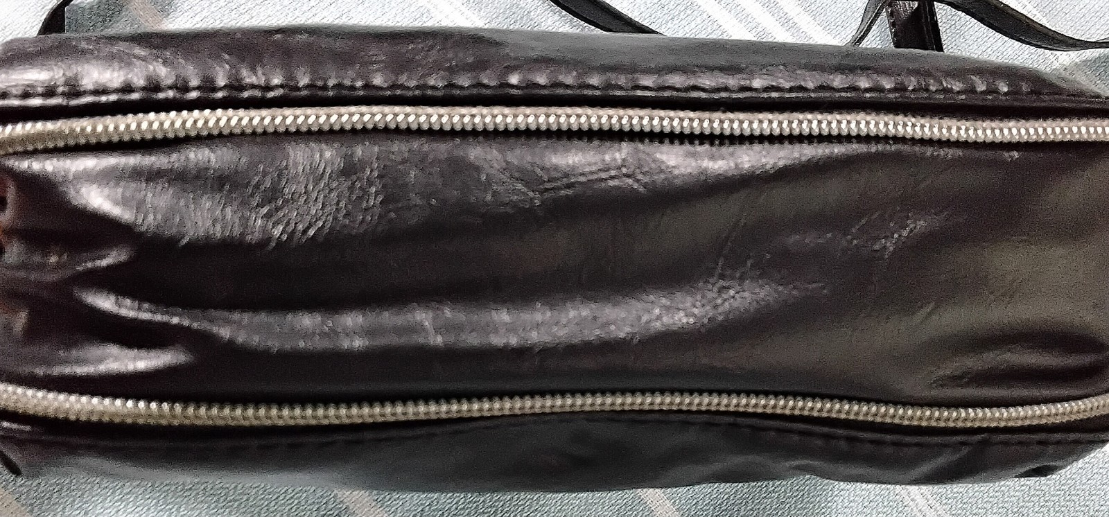 RELIC Cora Expandable Crossbody Bag Purse Double Zip – Coffee Black – New