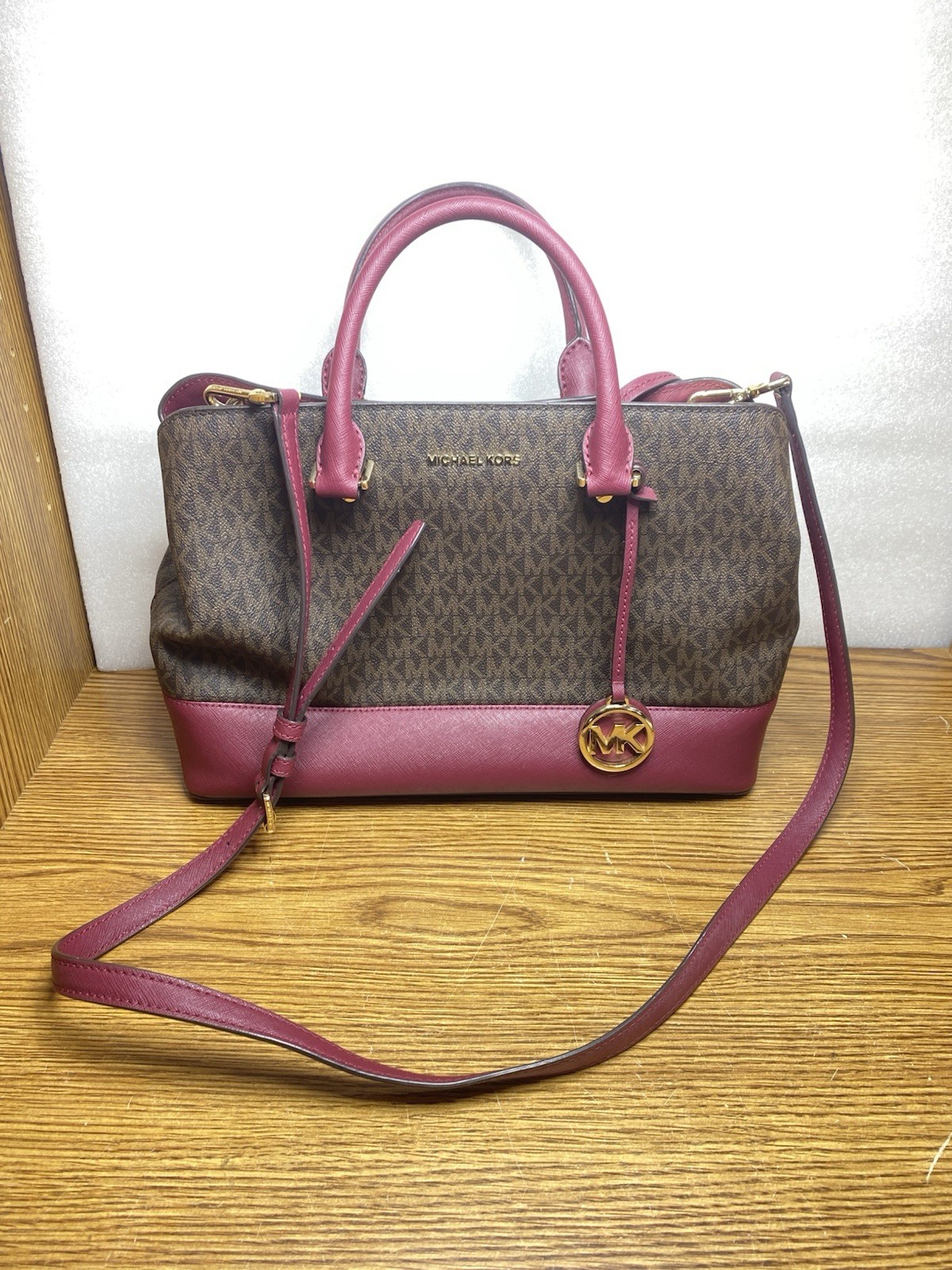 Michael Kors Savannah Signature Satchel Purse Brown Red Wine Cherry Gold