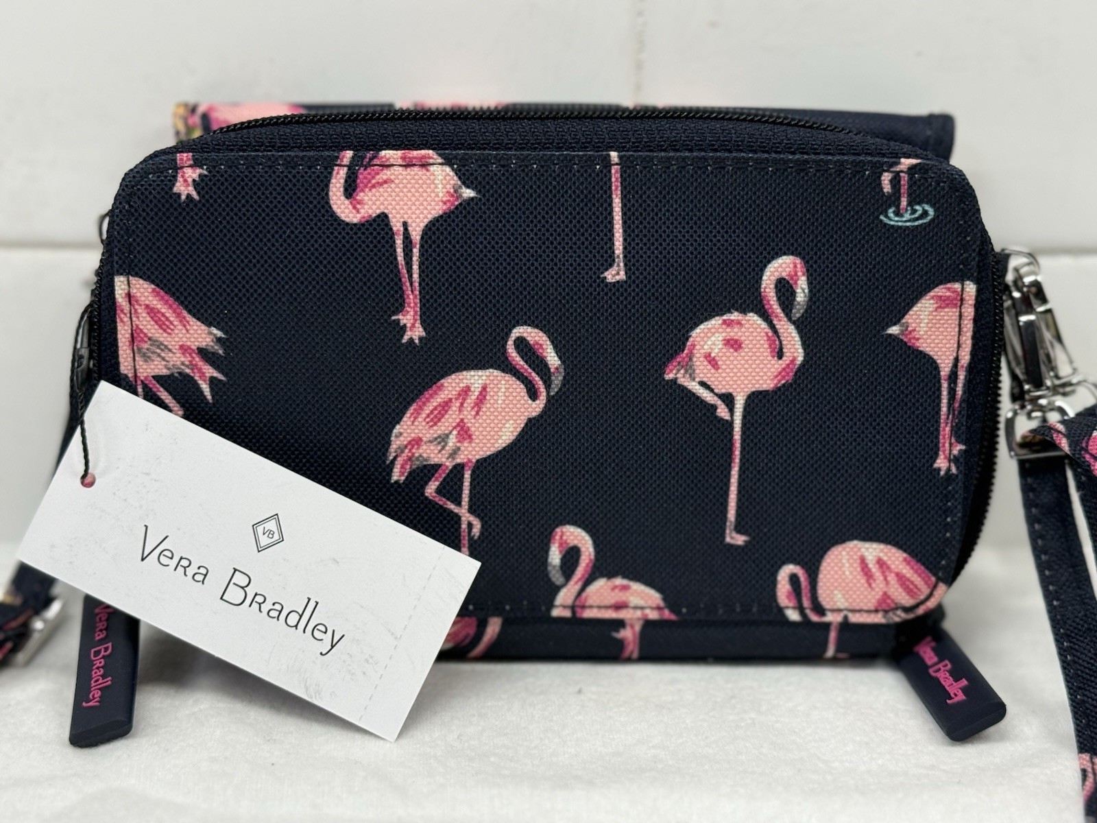 Vera Bradley Lighten Up RFID 3-in-1 Crossbody – Flamingo Fiesta, New with Tags