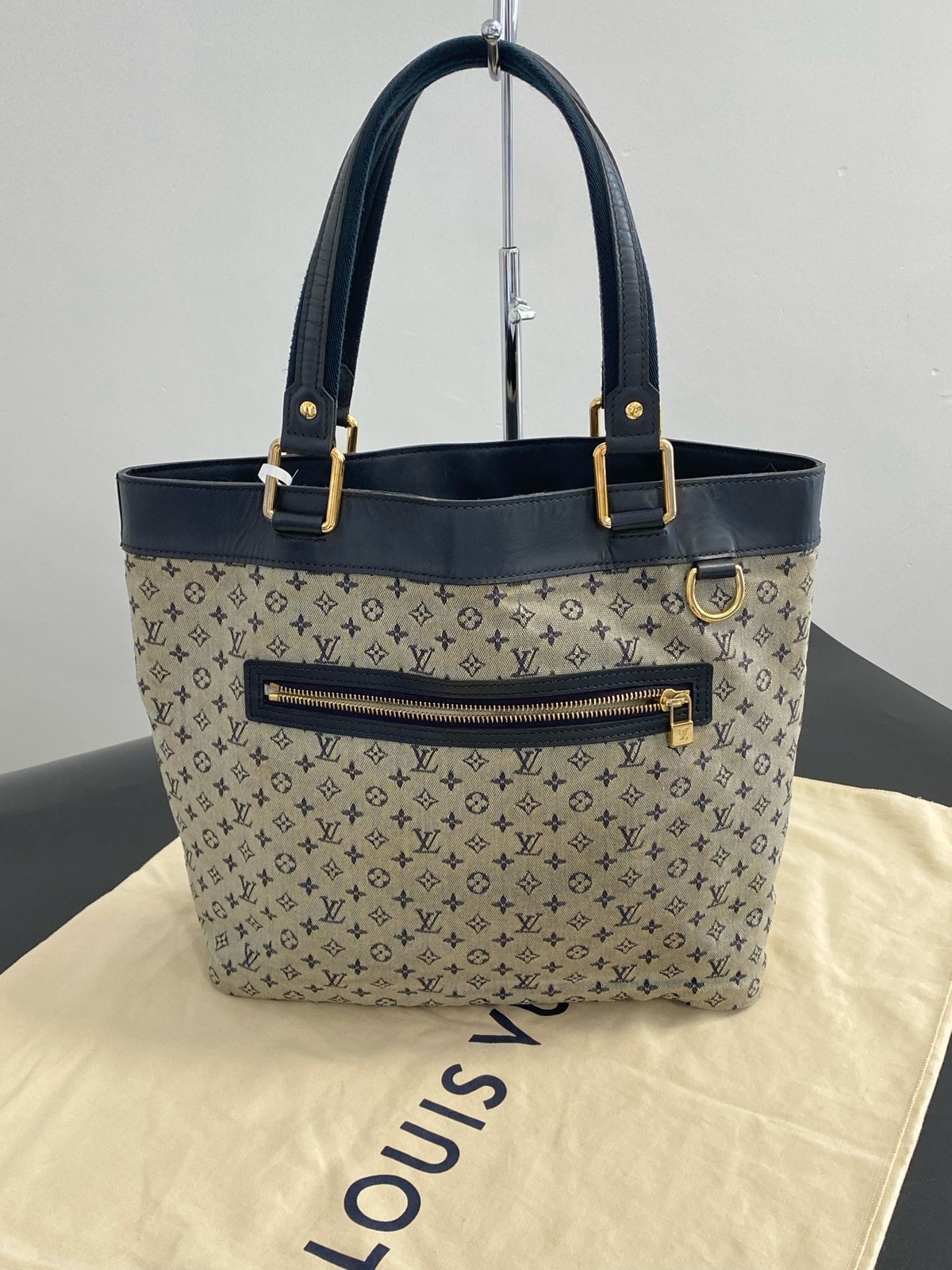 Louis Vuitton Pre-Owned Authentic Monogram Mini Lin Shoulder Bag Grey M92683