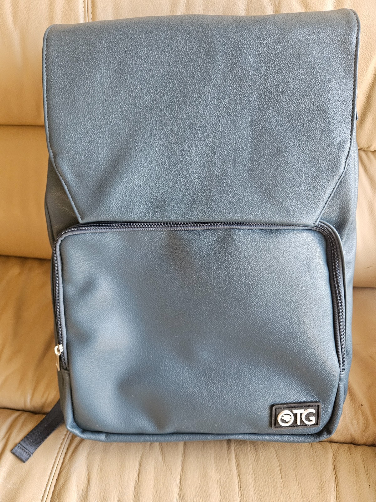 OTG Green Leather Backpack With Multiple Pockets 18 X 14 X 6 Inches