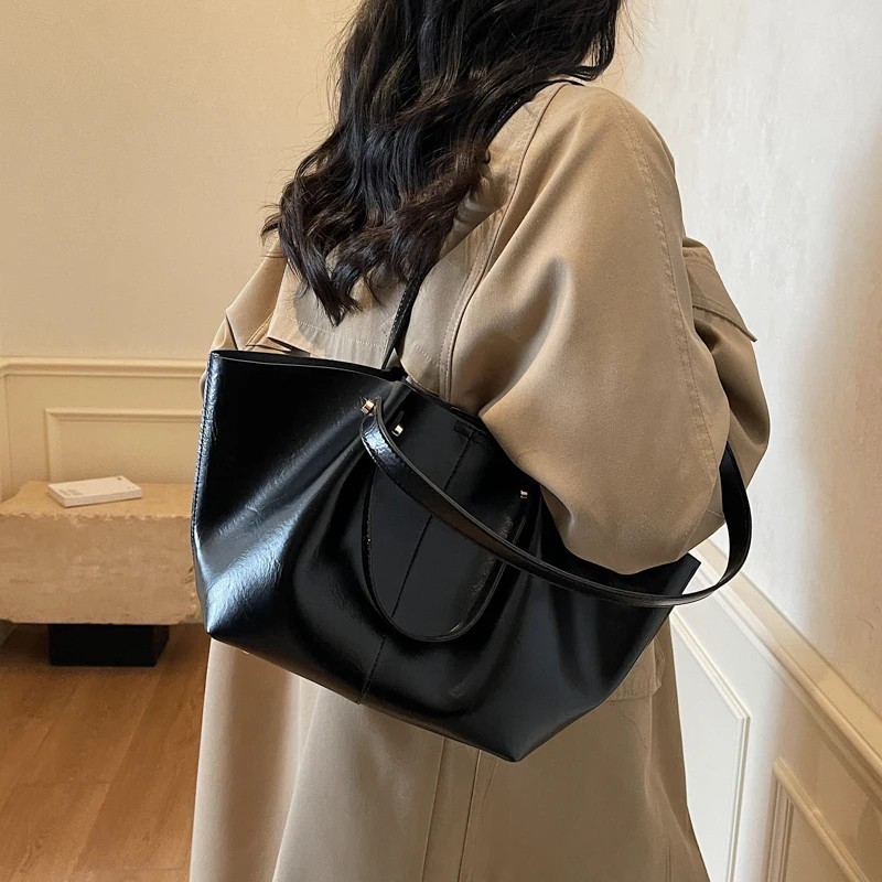 Hand bags For Women, Luxury Handbag Collection, Trending Handbags Daily Use