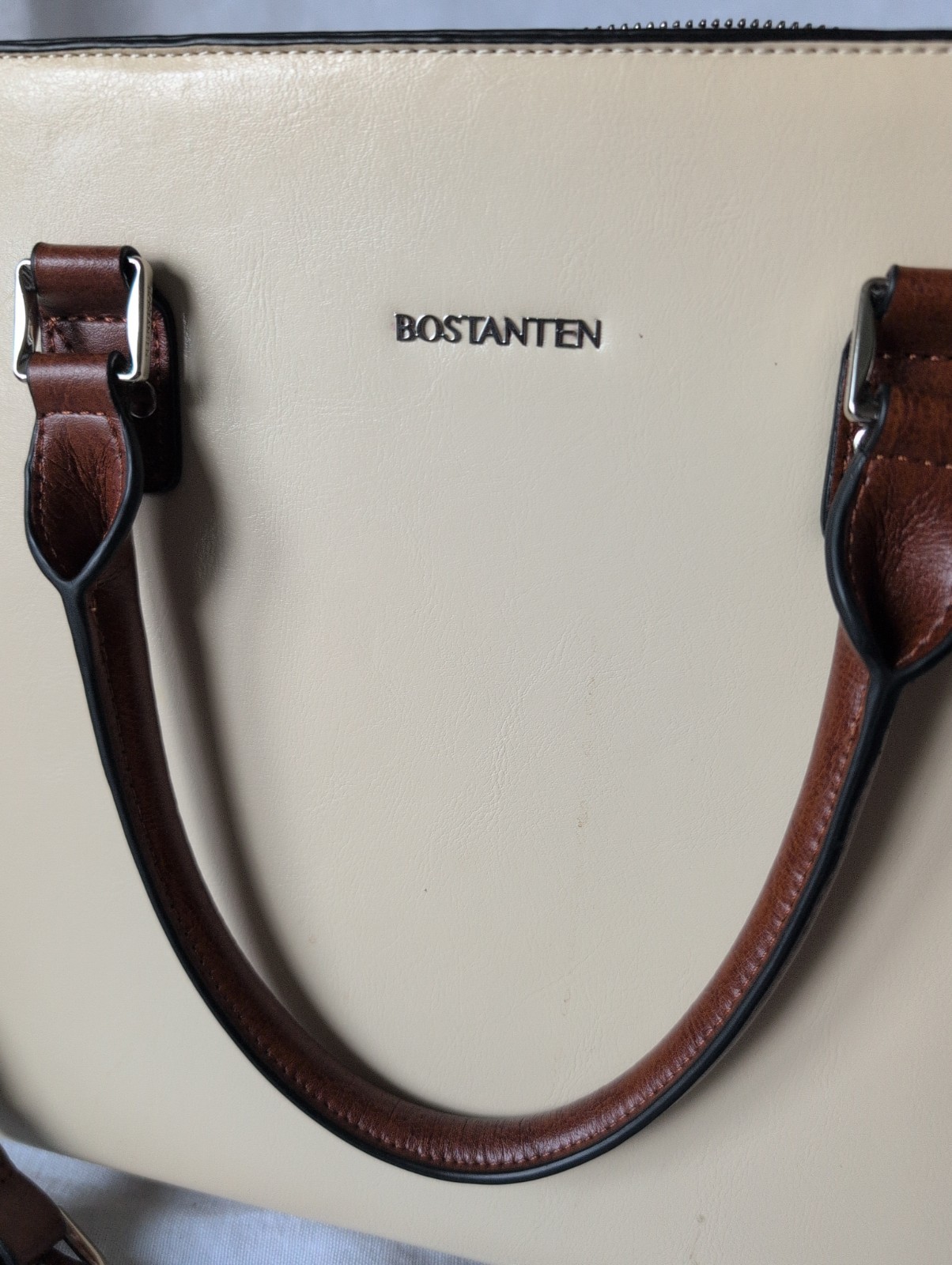 Bostanten Beige Cruze Hand/Shoulder Bag W/ Conceal Carry