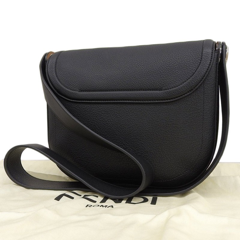 FENDI shoulder bag leather black 7VA622 used OB2644
