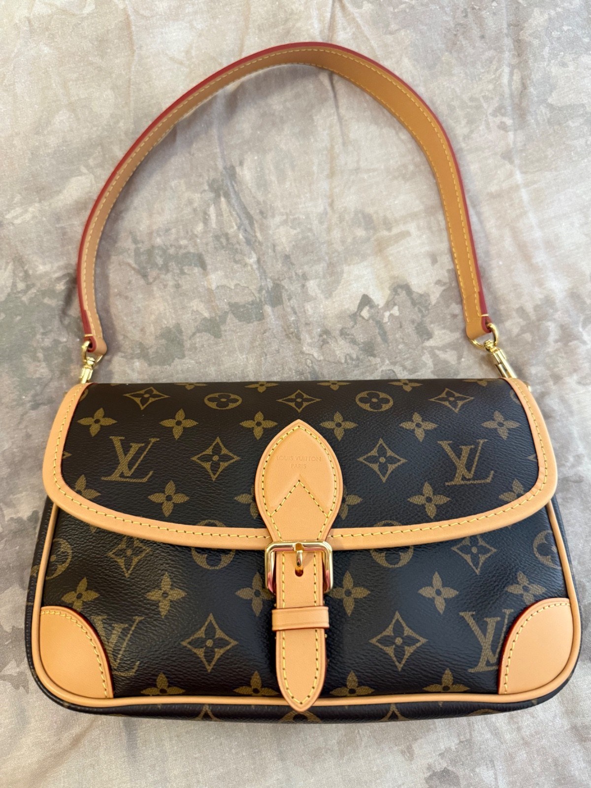 Authentic Louis Vuitton Diane PM Monogram Noir M45985 | Jacquard + Leather Strap