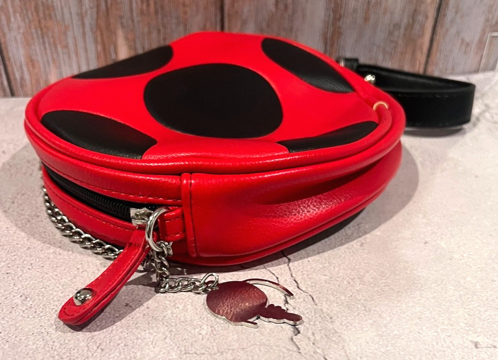 Hot Topic Miraculous Ladybug Round Crossbody Bag Metal Tikki Charm & Strap Purse