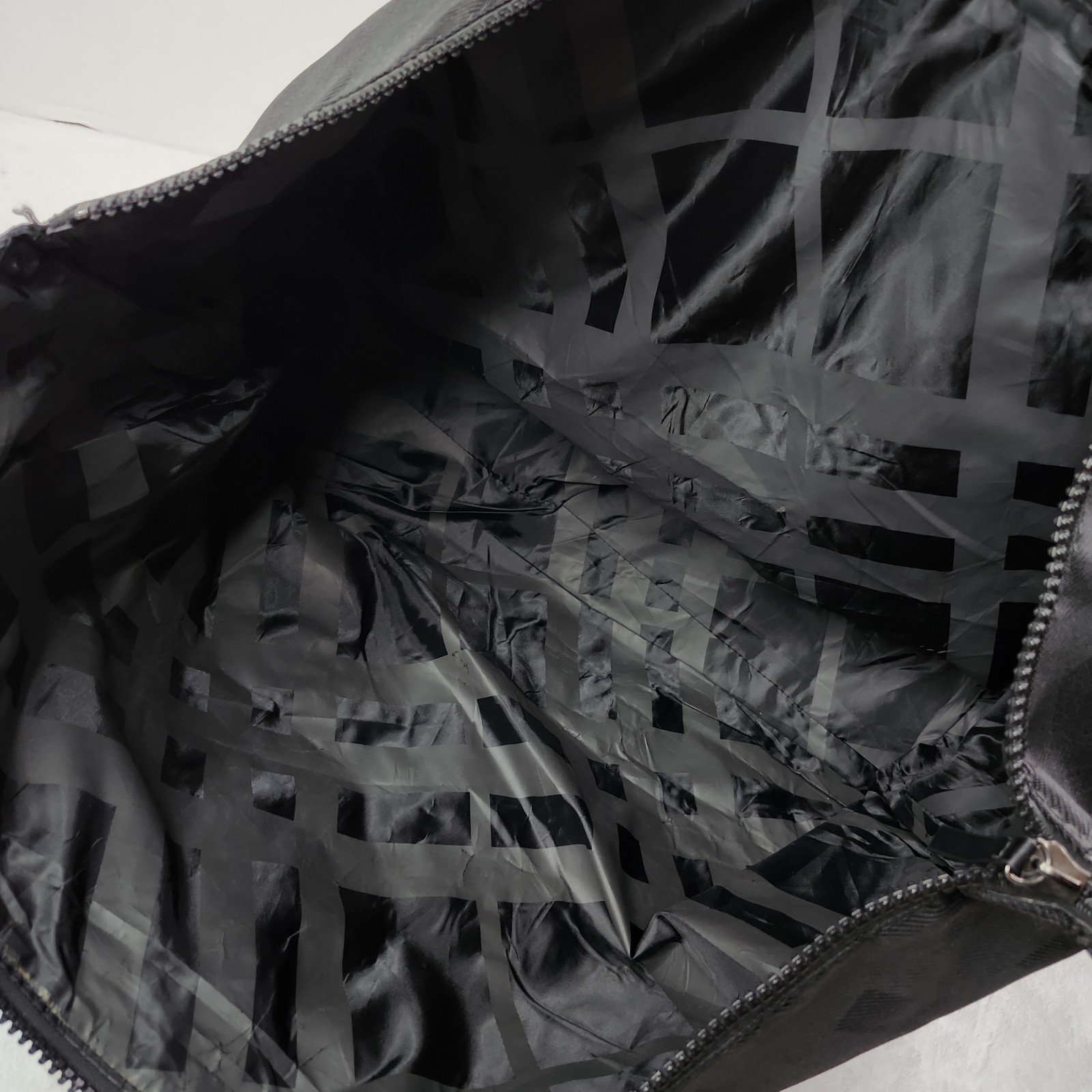 BURBERRY Fragrances Plaid Large Canvas Duffle Tote Bag Nova Check Black
