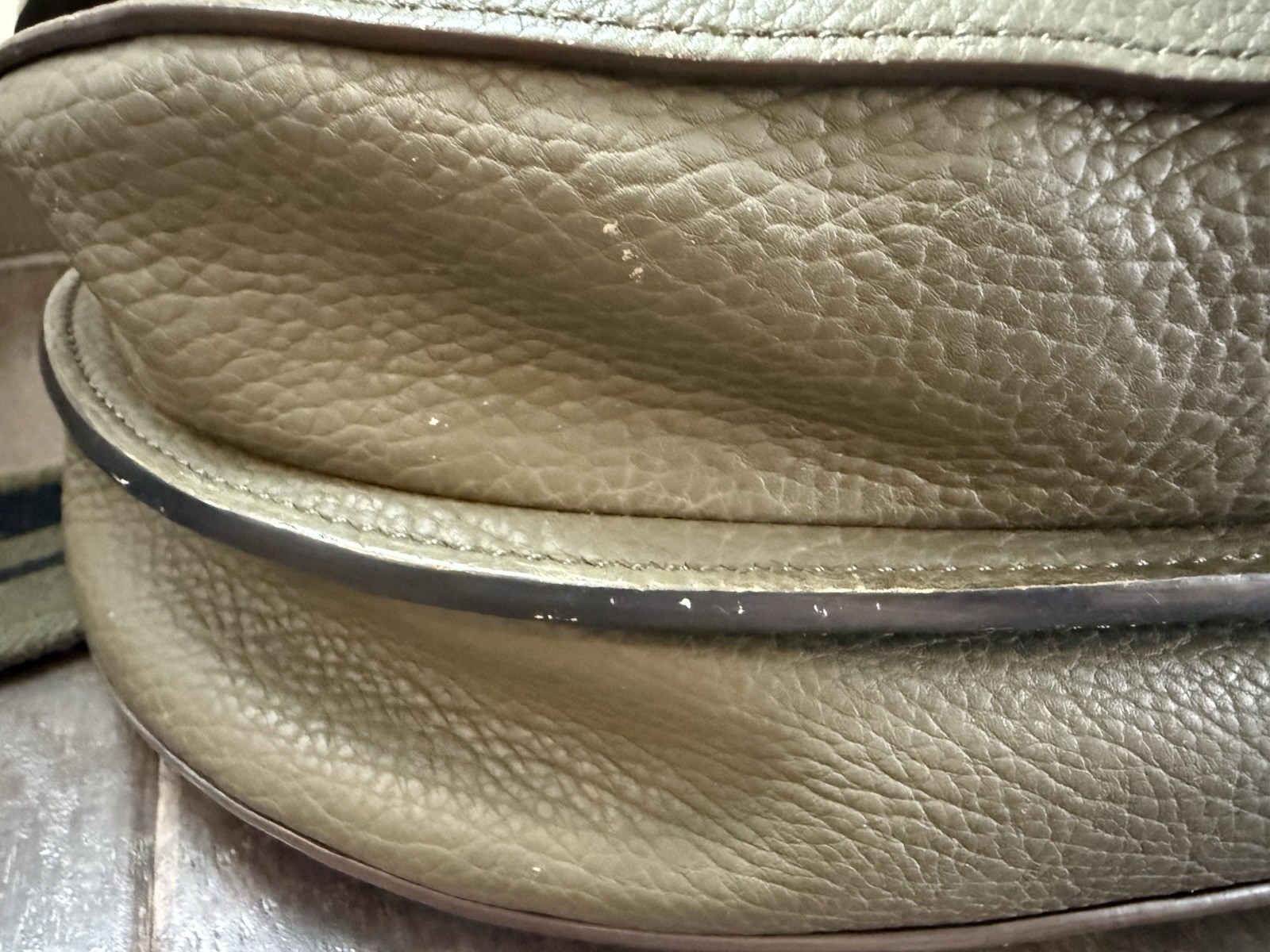 Delvaux Le Mutin MM Crispy Calf Leather Khaki Shoulder or Crossbody Bag
