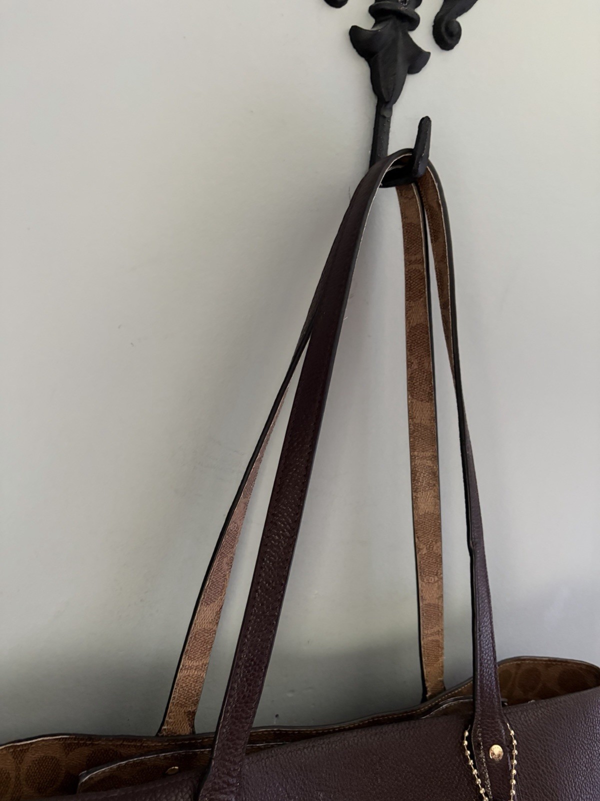 COACH Central Tote w/ Signature Logo Canvas Blocking/ Brown Pebble Leather/ Gold