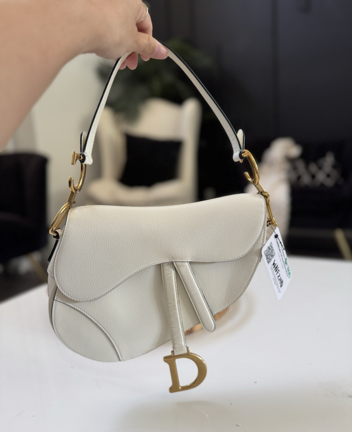 Dior White Grained Shoulder Bag Gold Hardware D Charm Logo Shoulder Strap