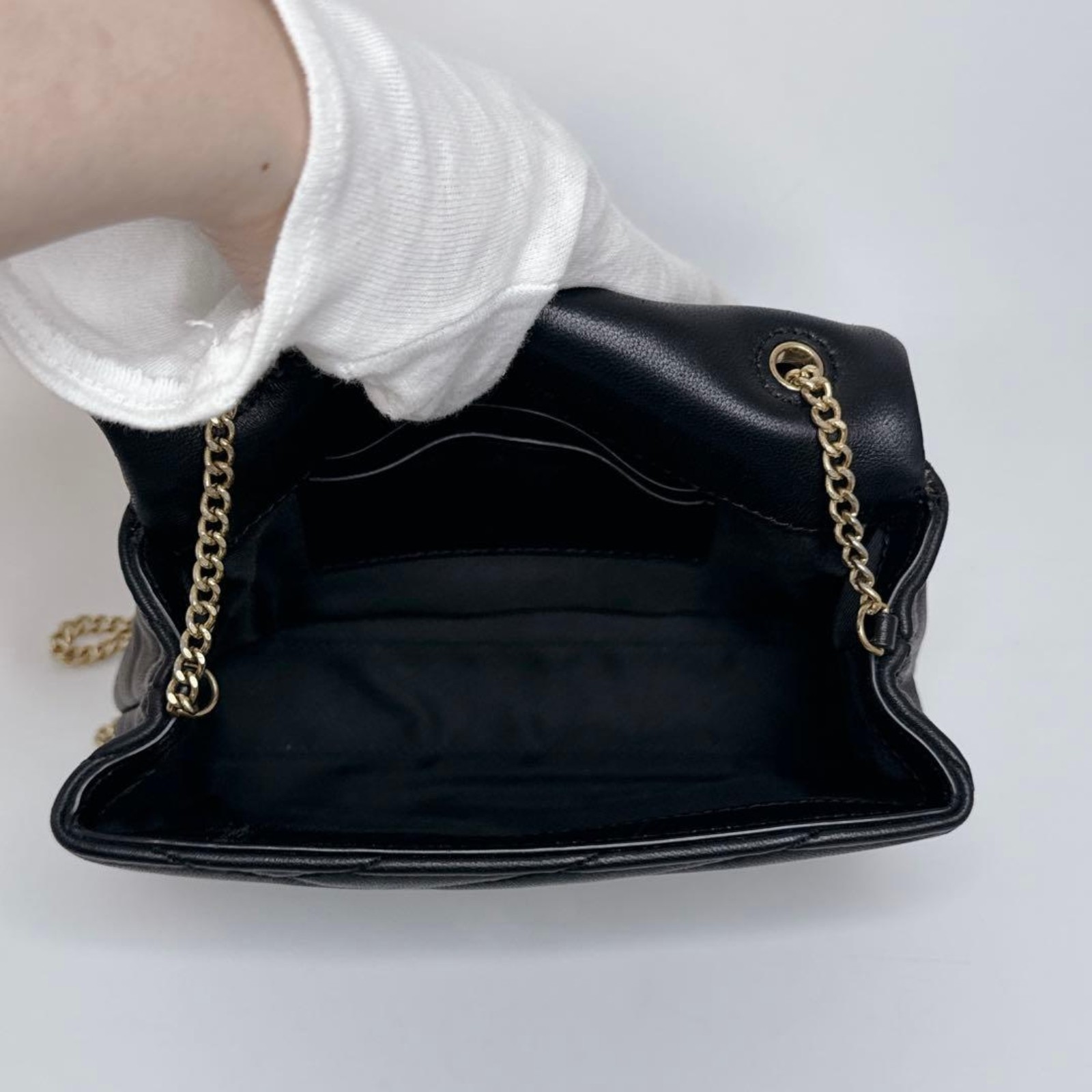 Tory Burch Kira Chevron Quilted Leather Chain Shoulder Bag Black Gold Japan